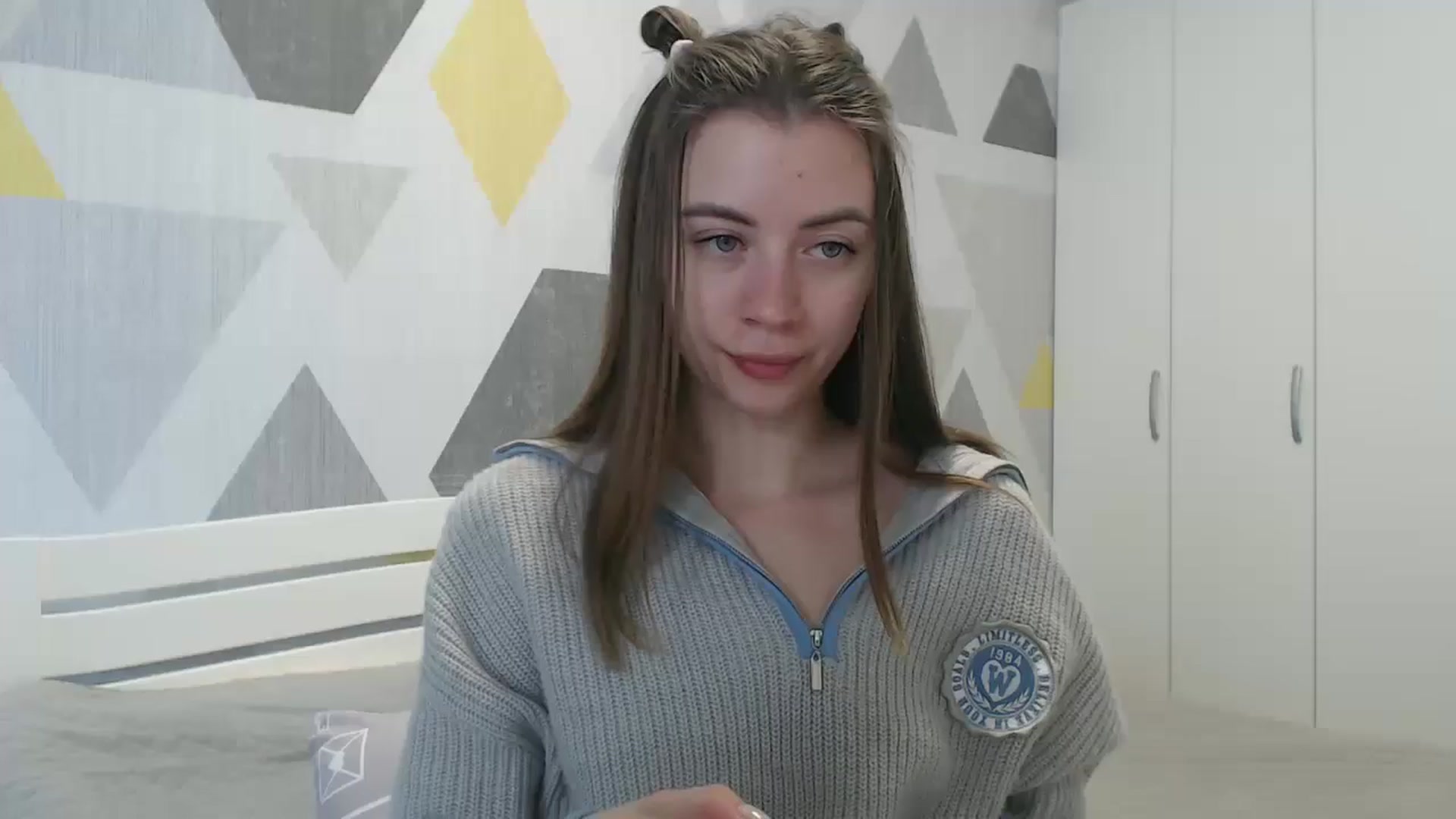 Gallery image thumbnail from Sulfate0's myfreecams stream on, 04/28/2026, 09:00 image 1 of 20
