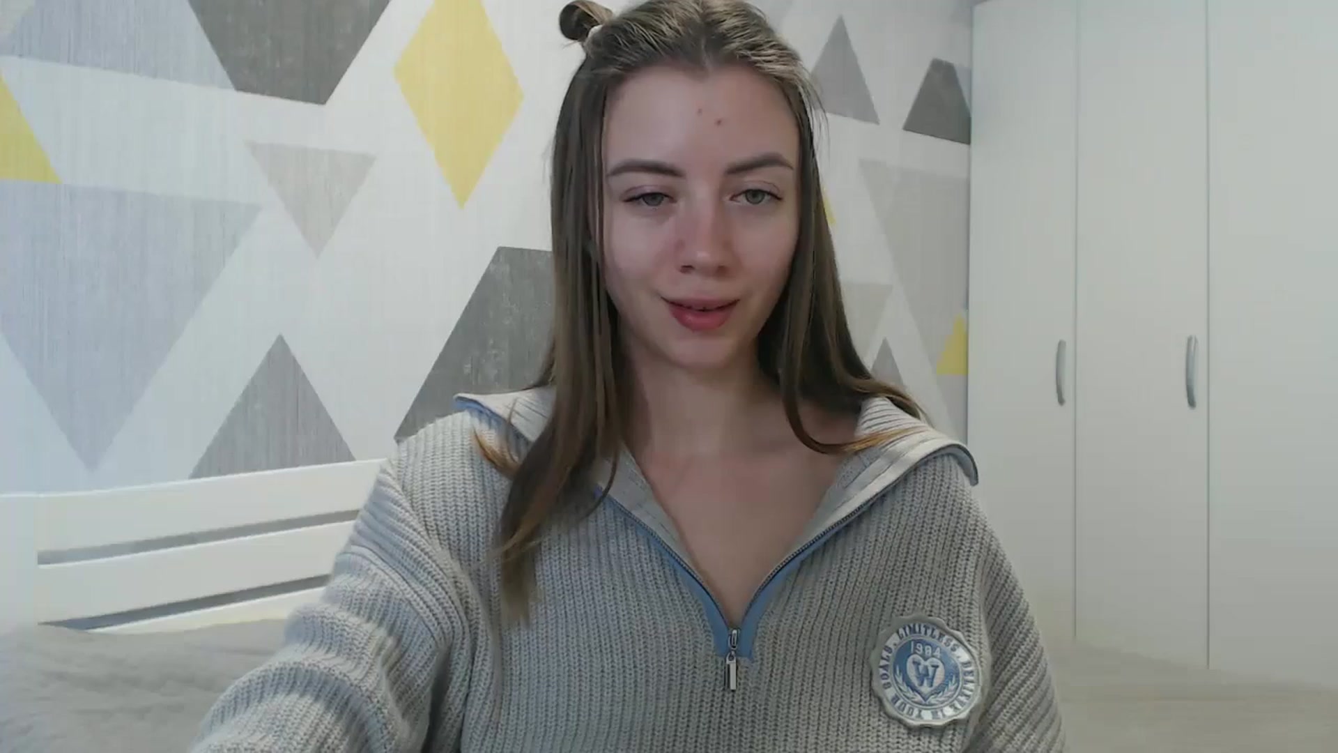 Gallery image thumbnail from Sulfate0's myfreecams stream on, 04/28/2026, 09:00 image 10 of 20