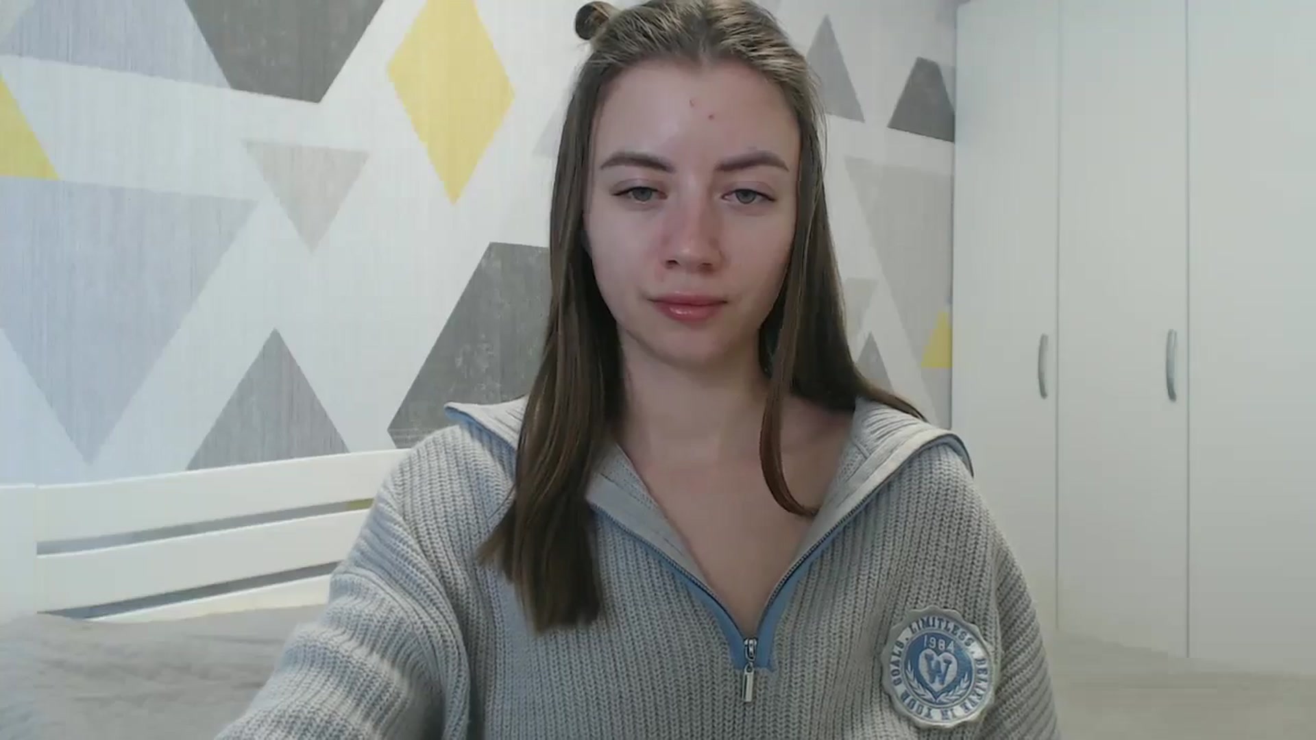 Gallery image thumbnail from Sulfate0's myfreecams stream on, 04/28/2026, 09:00 image 17 of 20