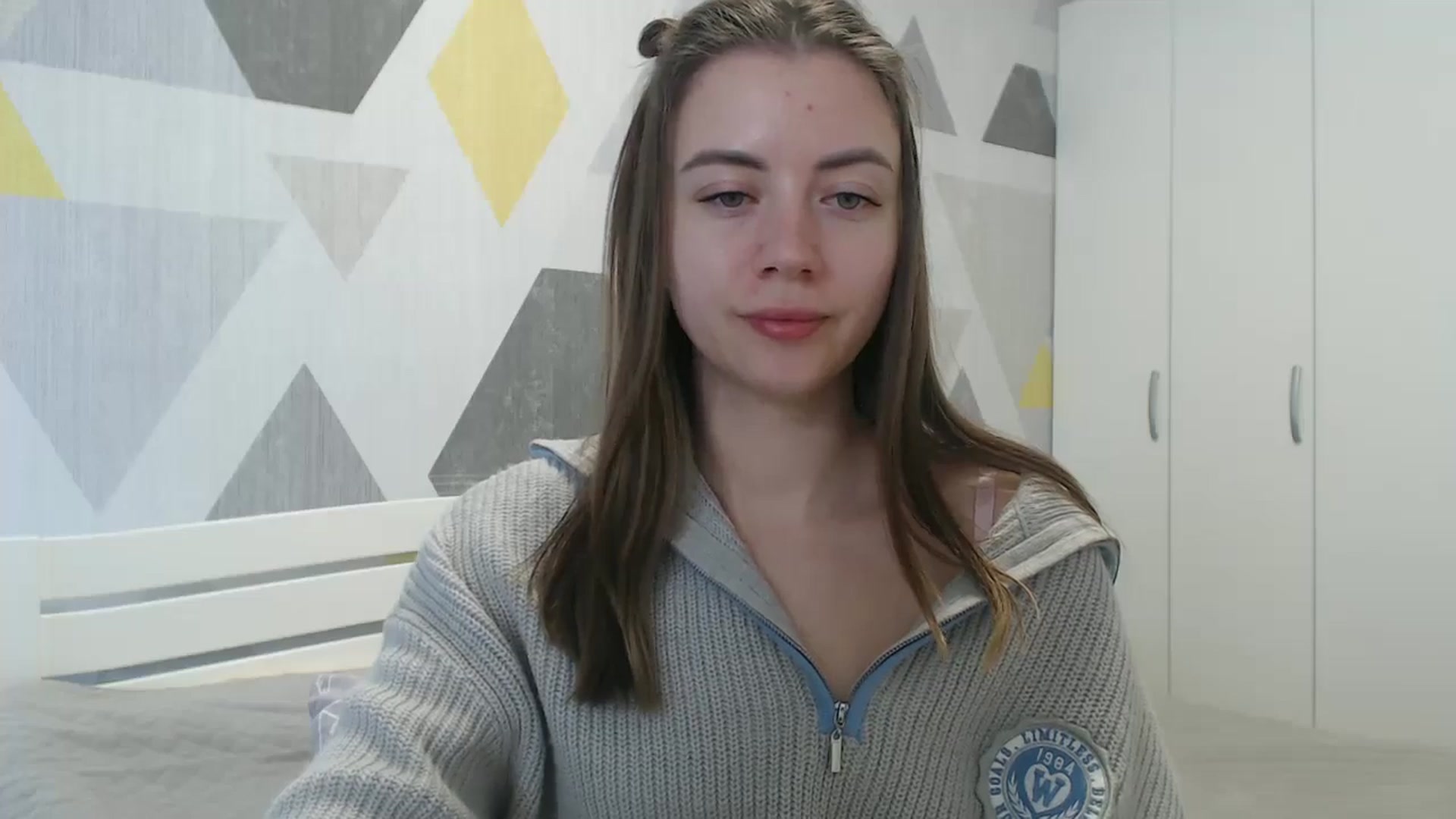 Gallery image thumbnail from Sulfate0's myfreecams stream on, 04/28/2026, 09:27 image 14 of 20