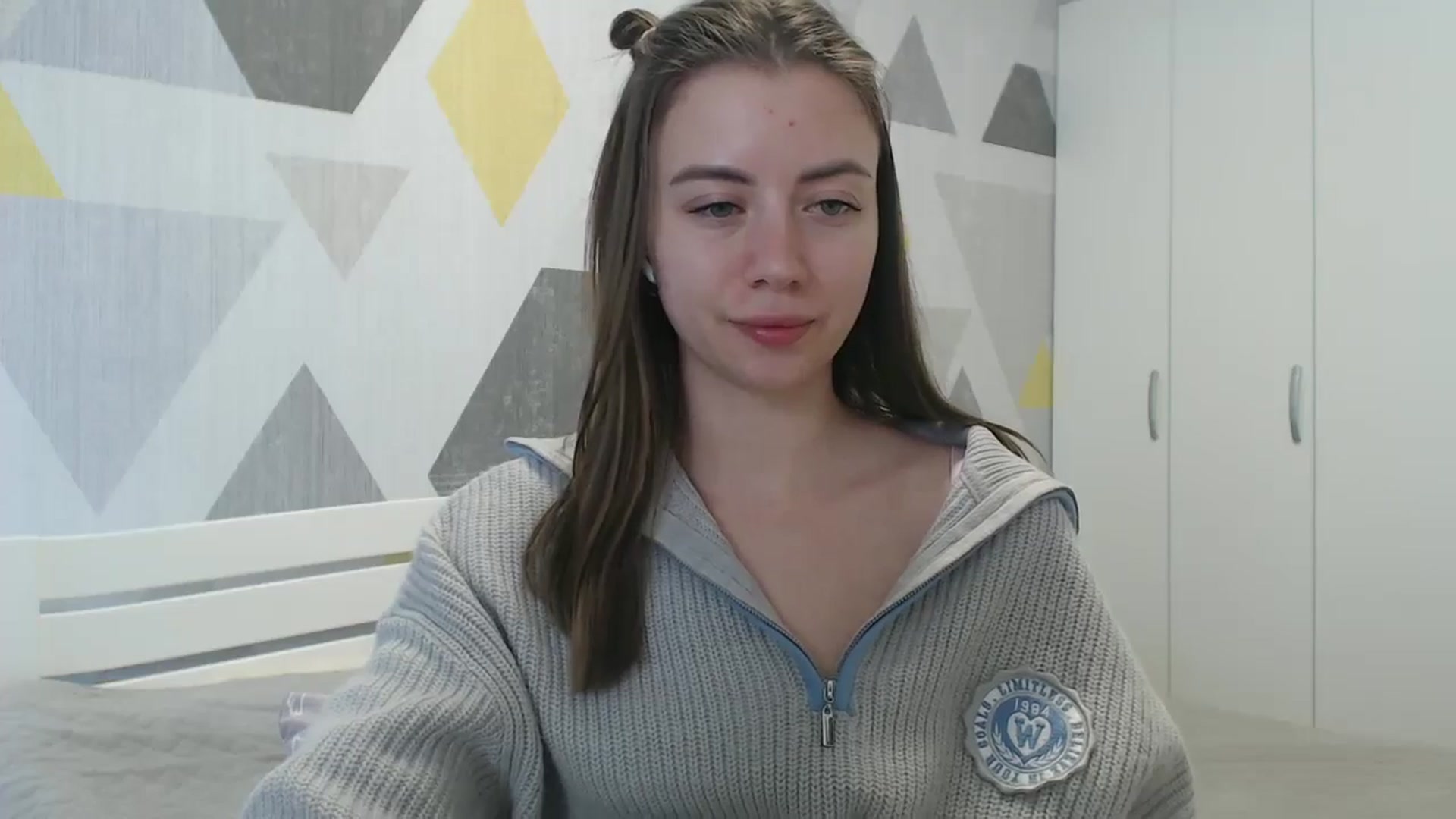 Gallery image thumbnail from Sulfate0's myfreecams stream on, 04/28/2026, 09:27 image 17 of 20