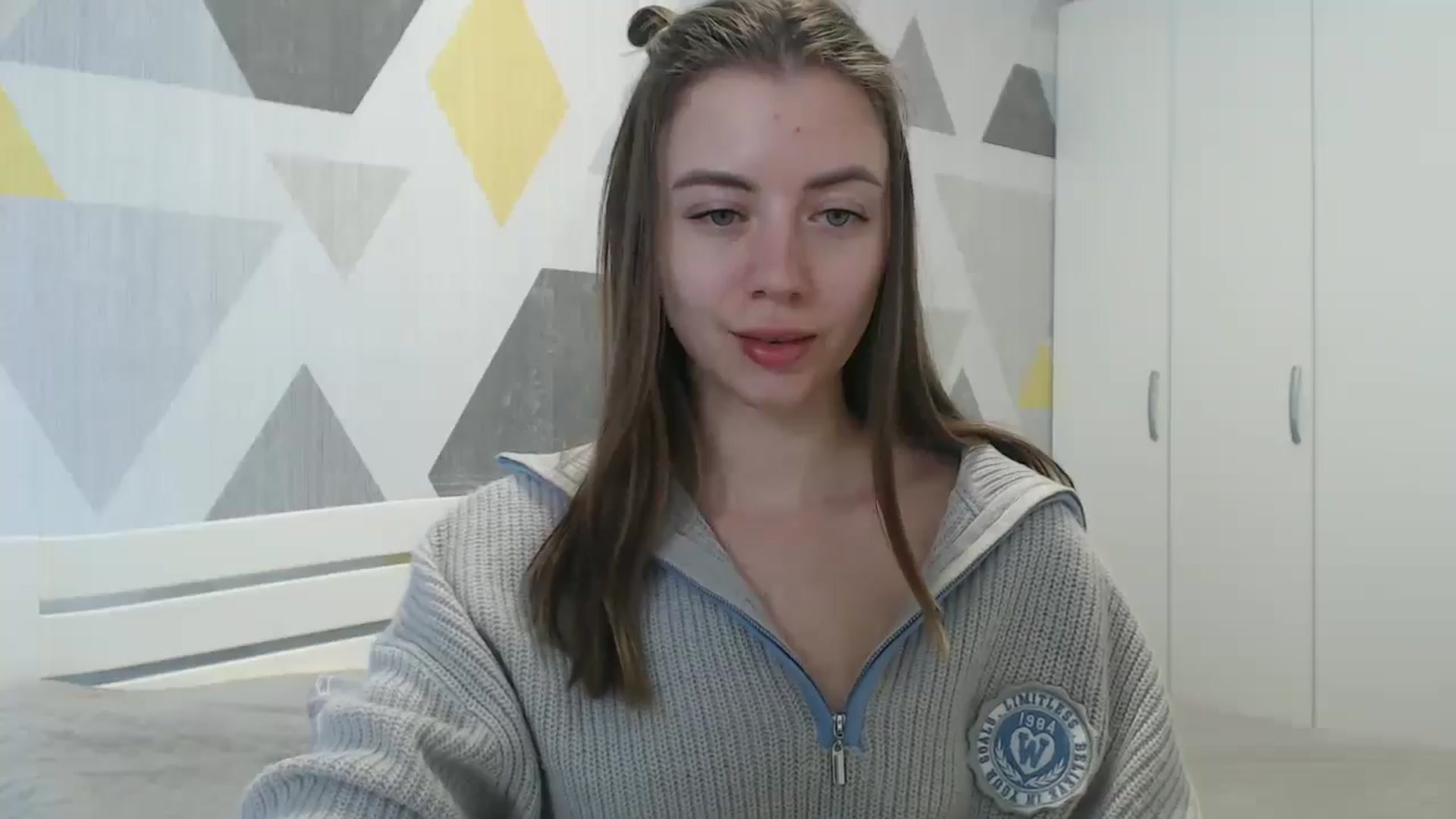 Gallery image thumbnail from Sulfate0's myfreecams stream on, 04/28/2026, 09:27 image 15 of 20