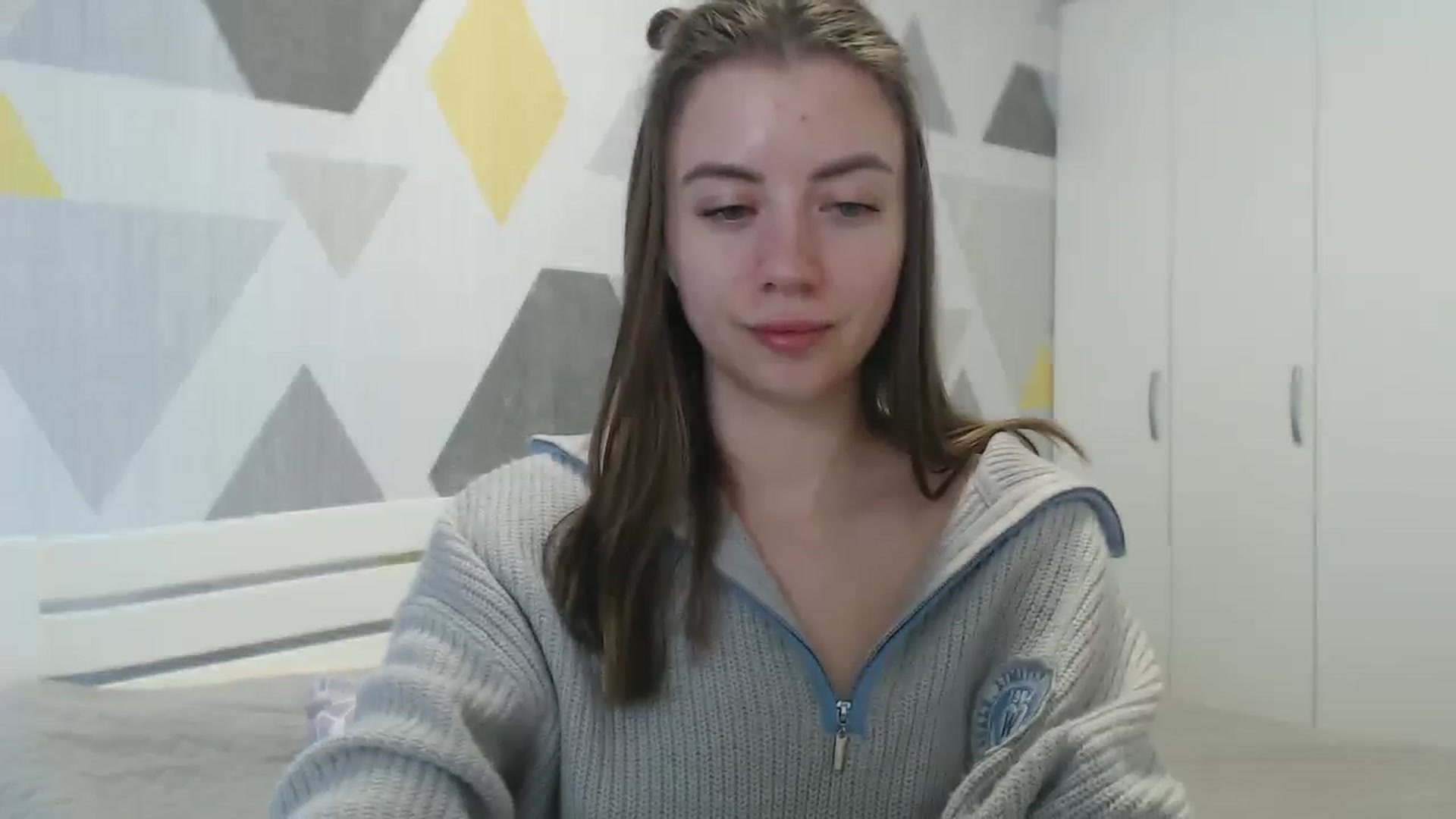 Gallery image thumbnail from Sulfate0's myfreecams stream on, 04/28/2026, 09:27 image 9 of 20