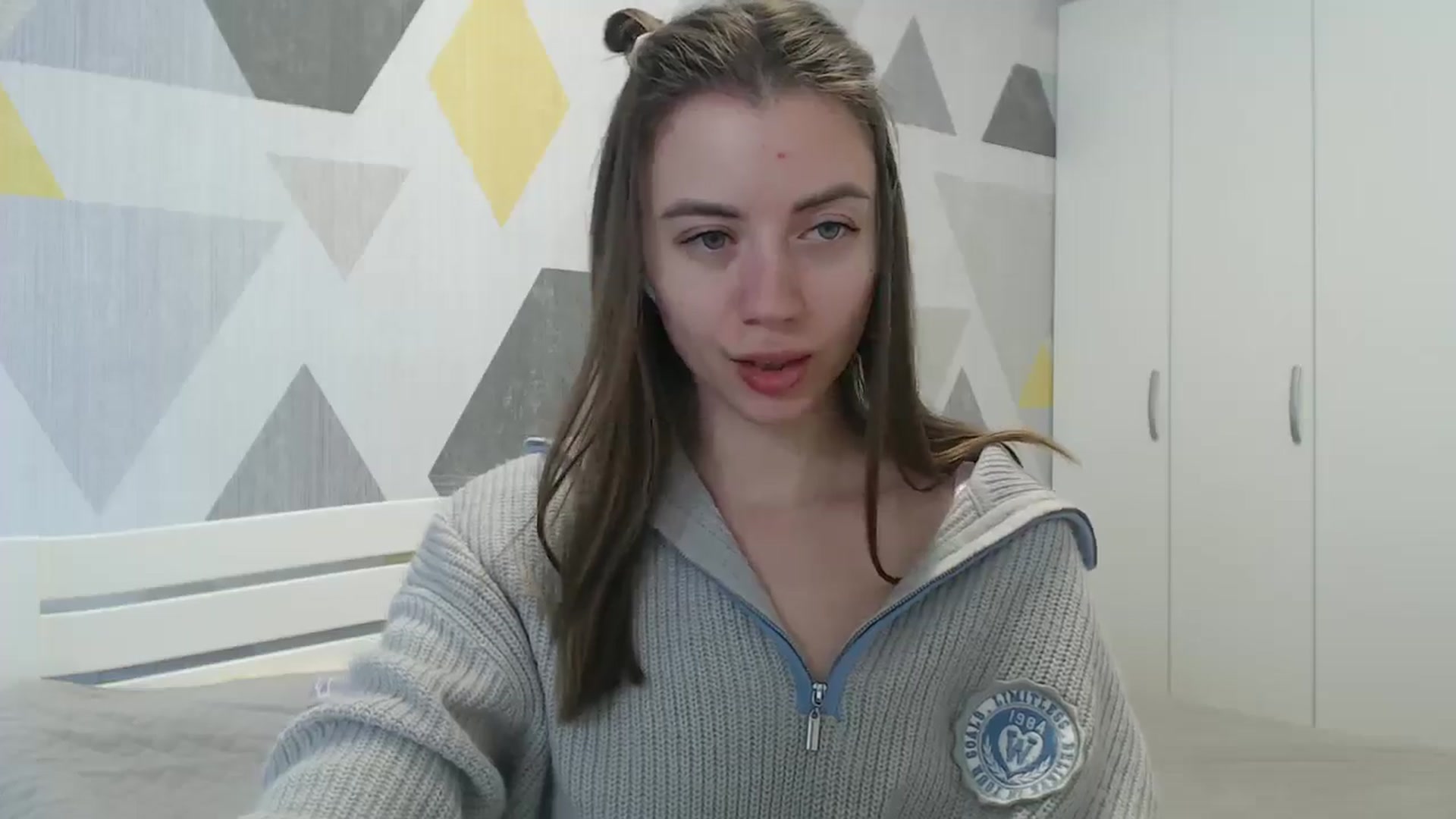 Gallery image thumbnail from Sulfate0's myfreecams stream on, 04/28/2026, 09:27 image 10 of 20