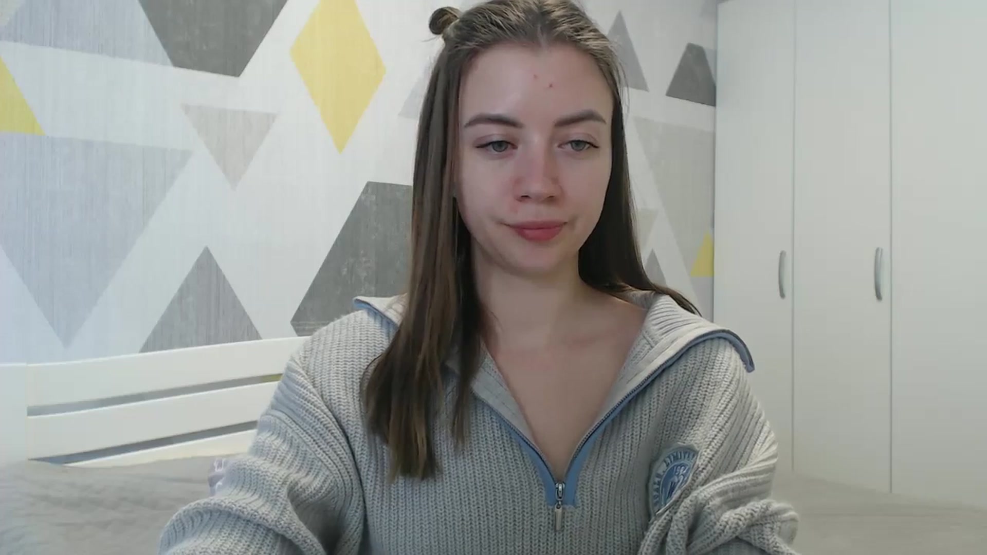 Gallery image thumbnail from Sulfate0's myfreecams stream on, 04/28/2026, 09:27 image 7 of 20