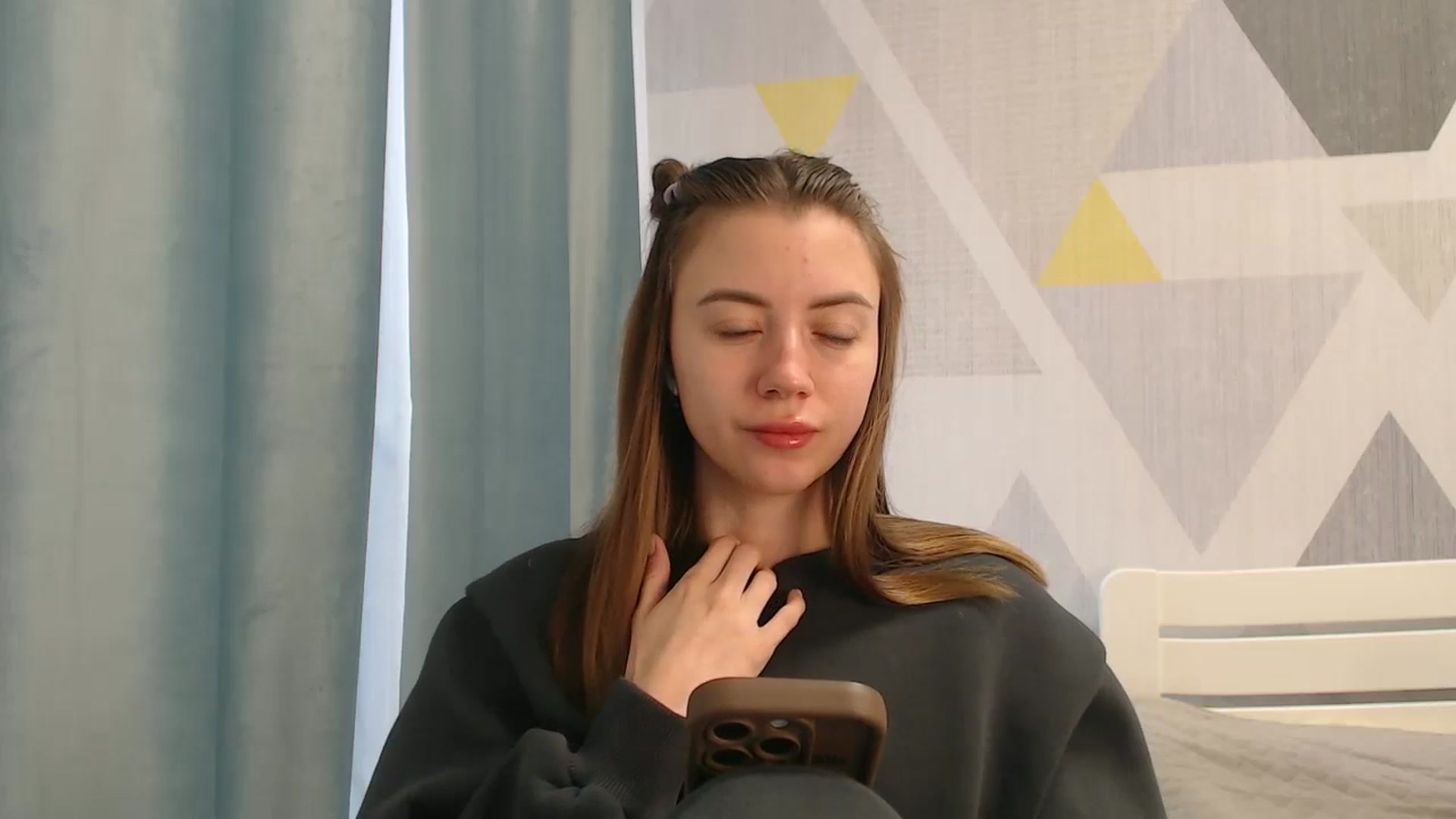Gallery image thumbnail from Sulfate0's myfreecams stream on, 04/29/2026, 07:10 image 8 of 20