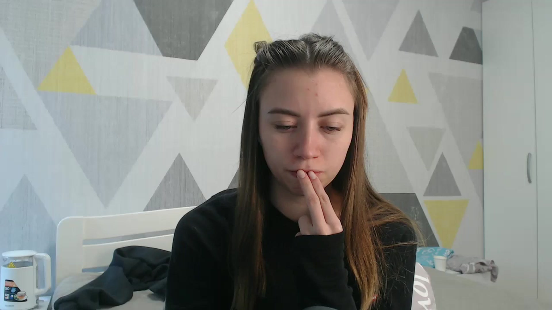 Gallery image thumbnail from Sulfate0's myfreecams stream on, 04/29/2026, 08:02 image 1 of 20