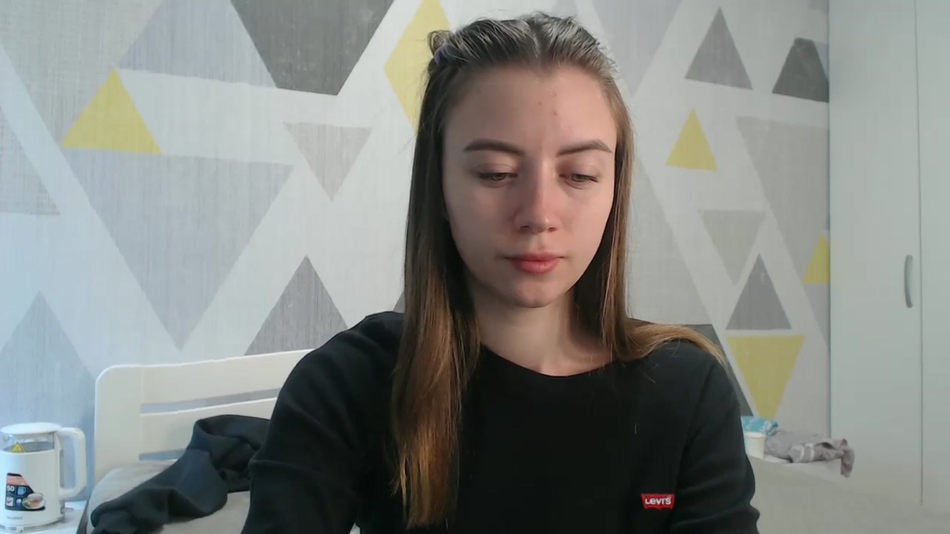 Gallery image thumbnail from Sulfate0's myfreecams stream on, 04/29/2026, 08:02 image 17 of 20
