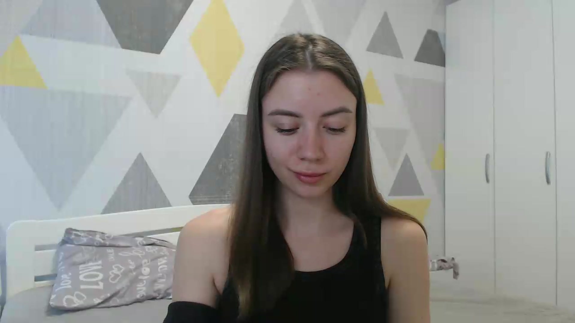 Gallery image thumbnail from Sulfate0's myfreecams stream on, 04/30/2026, 08:14 image 18 of 20