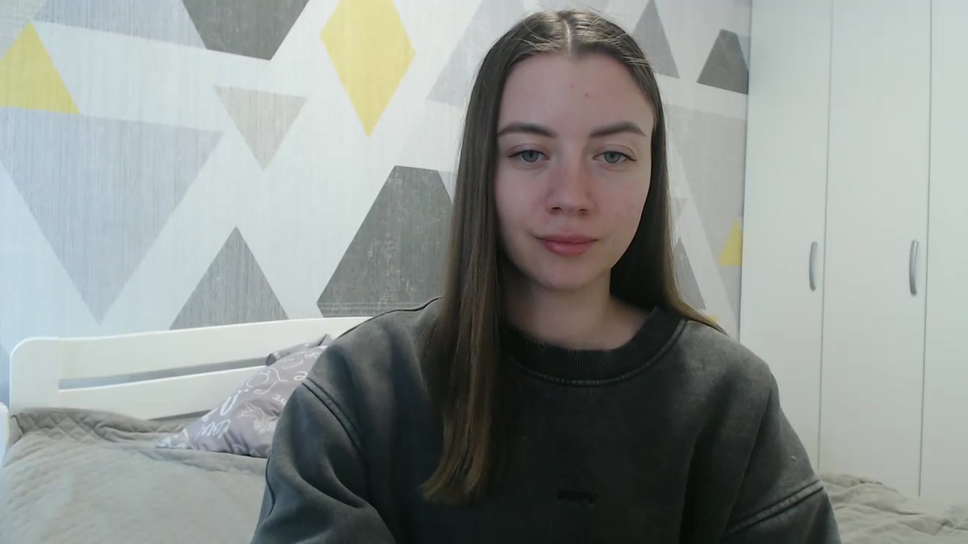 Gallery image thumbnail from Sulfate0's myfreecams stream on, 05/01/2026, 09:59 image 4 of 20