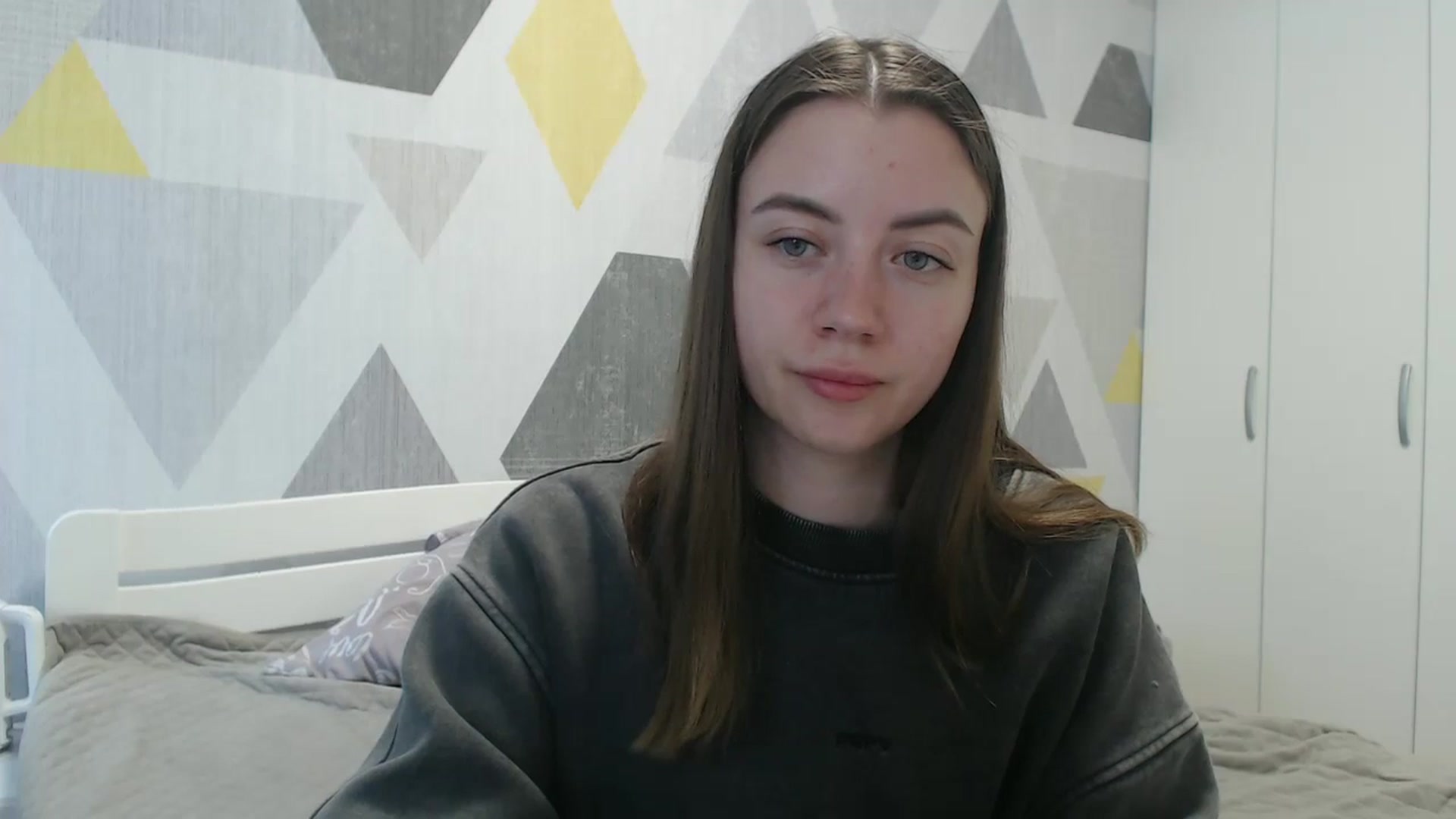 Gallery image thumbnail from Sulfate0's myfreecams stream on, 05/01/2026, 09:59 image 20 of 20