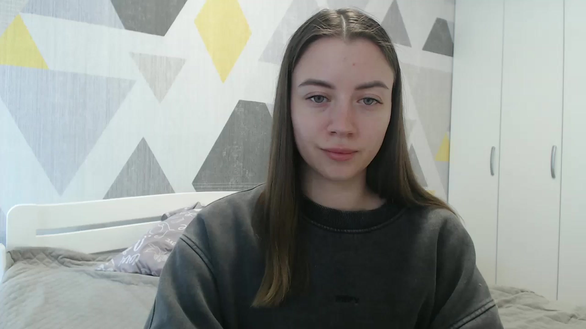 Gallery image thumbnail from Sulfate0's myfreecams stream on, 05/01/2026, 09:59 image 8 of 20