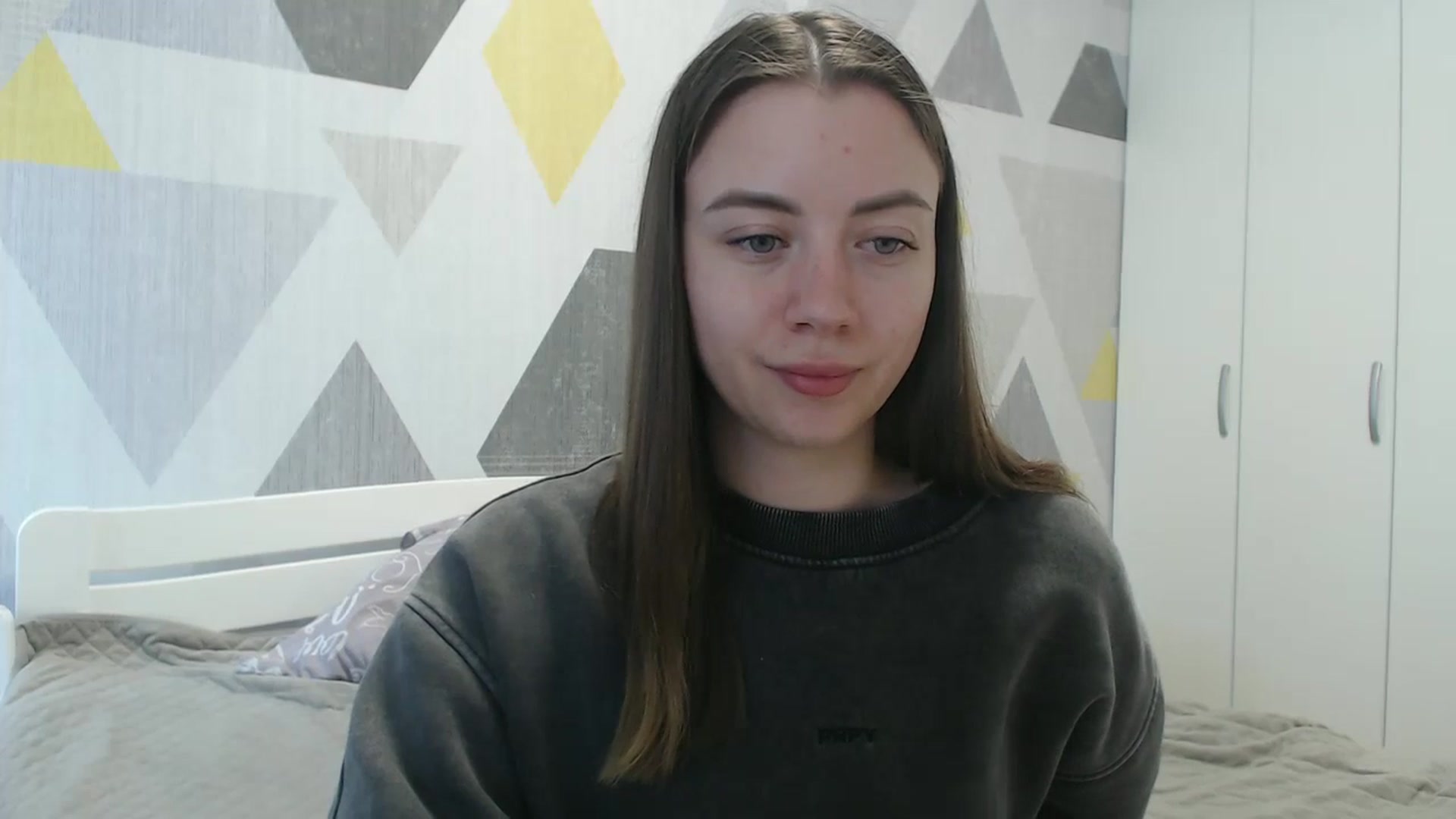 Gallery image thumbnail from Sulfate0's myfreecams stream on, 05/01/2026, 09:59 image 7 of 20