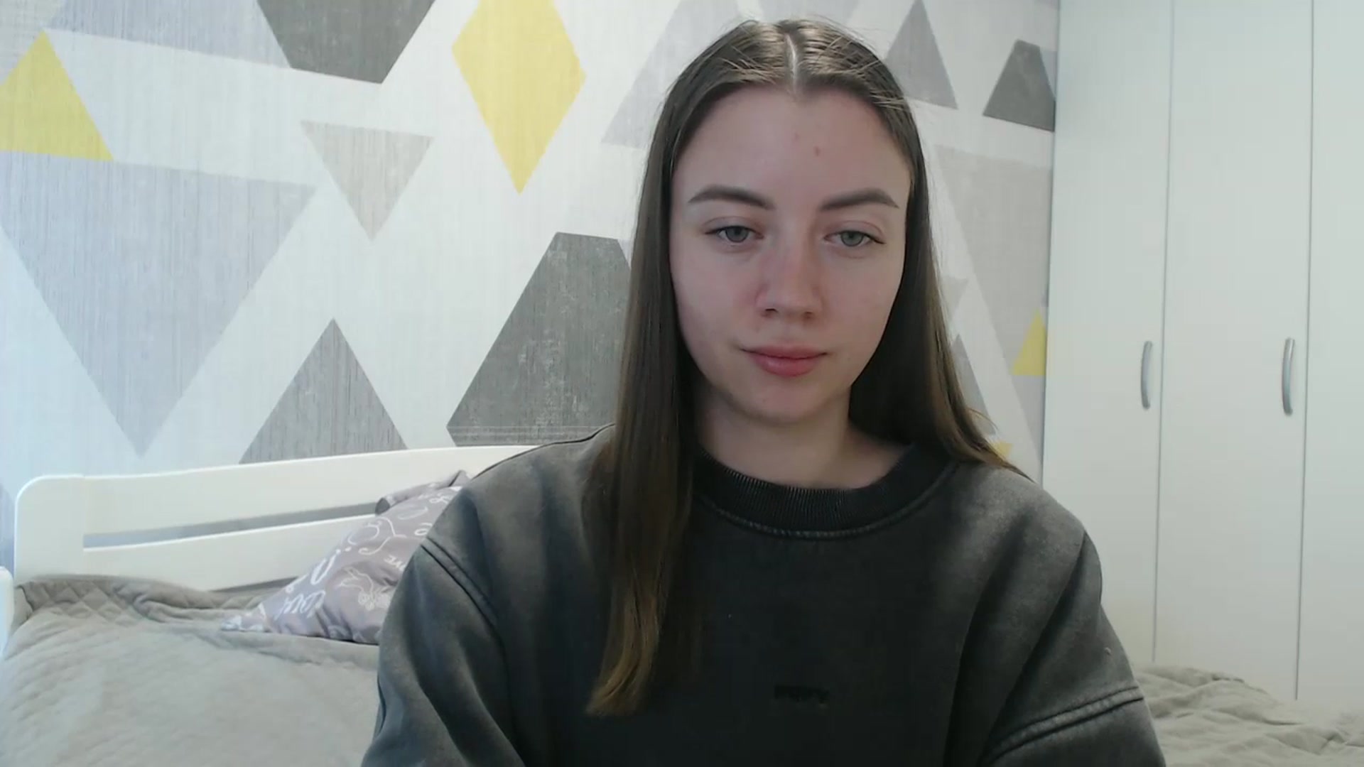 Gallery image thumbnail from Sulfate0's myfreecams stream on, 05/01/2026, 09:59 image 6 of 20