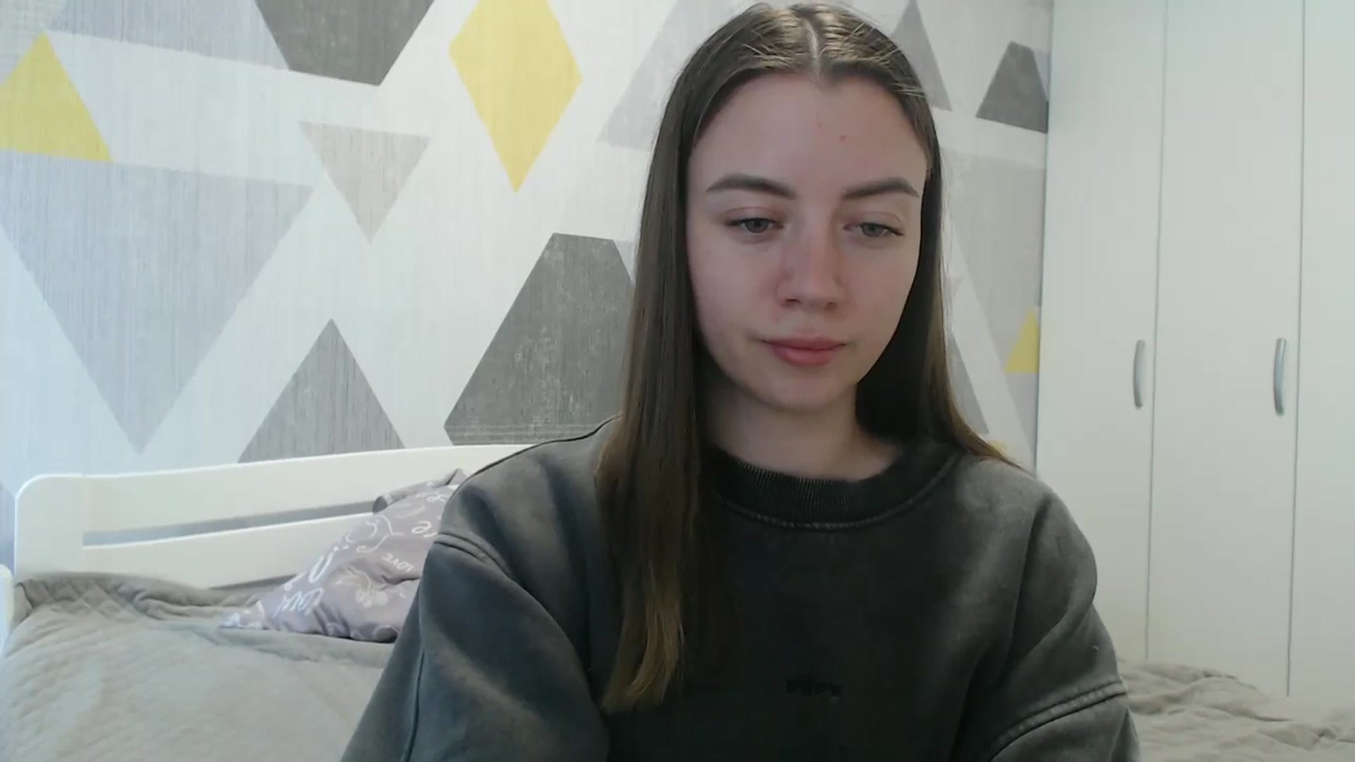 Gallery image thumbnail from Sulfate0's myfreecams stream on, 05/01/2026, 09:59 image 12 of 20