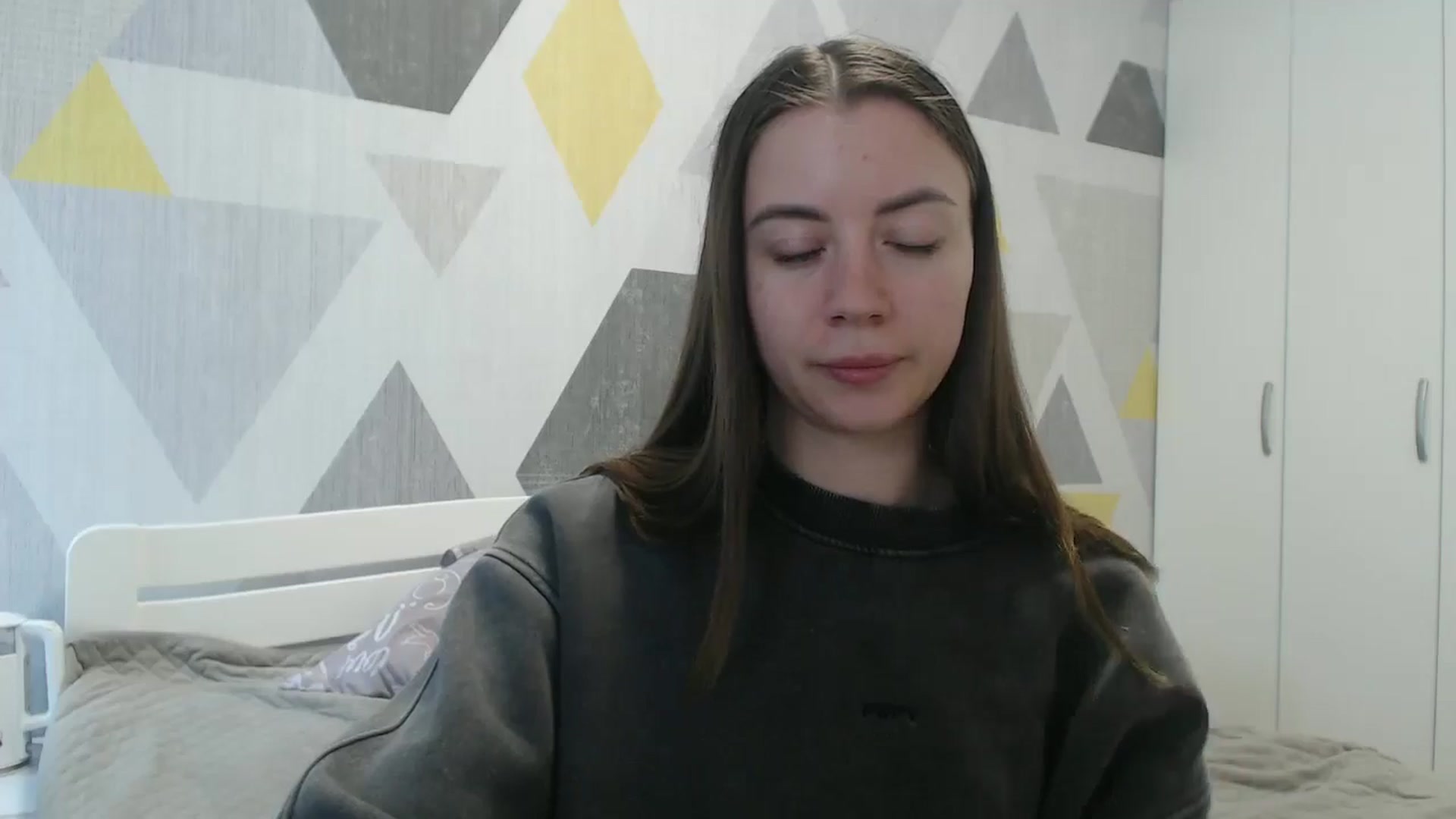 Gallery image thumbnail from Sulfate0's myfreecams stream on, 05/01/2026, 11:09 image 20 of 20
