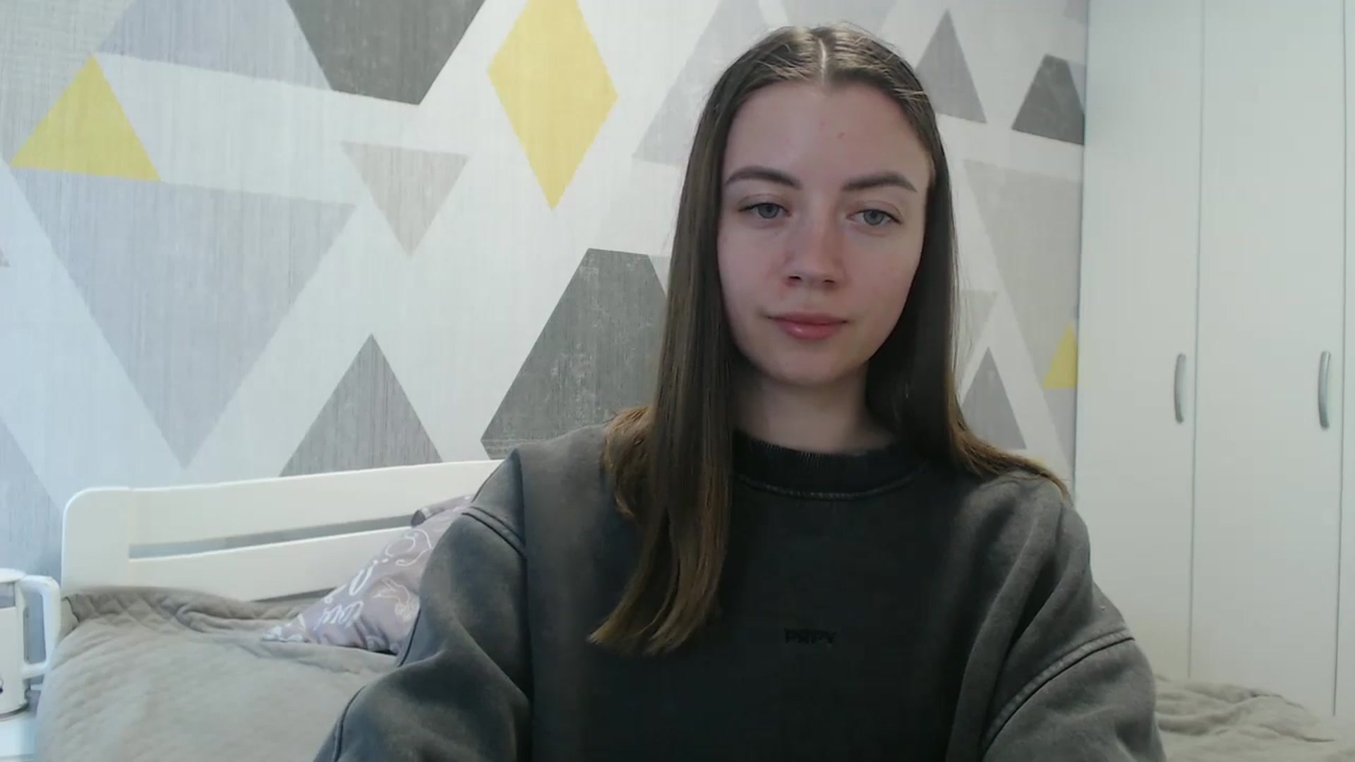 Gallery image thumbnail from Sulfate0's myfreecams stream on, 05/01/2026, 11:09 image 16 of 20