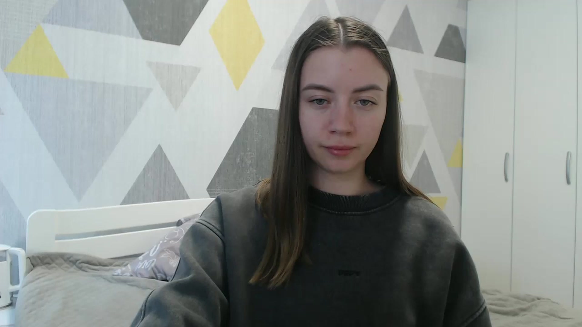 Gallery image thumbnail from Sulfate0's myfreecams stream on, 05/01/2026, 11:09 image 15 of 20
