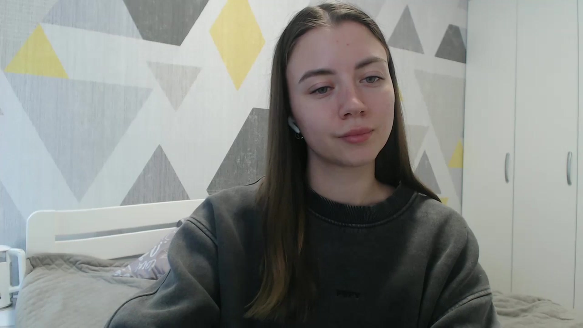 Gallery image thumbnail from Sulfate0's myfreecams stream on, 05/01/2026, 11:09 image 7 of 20