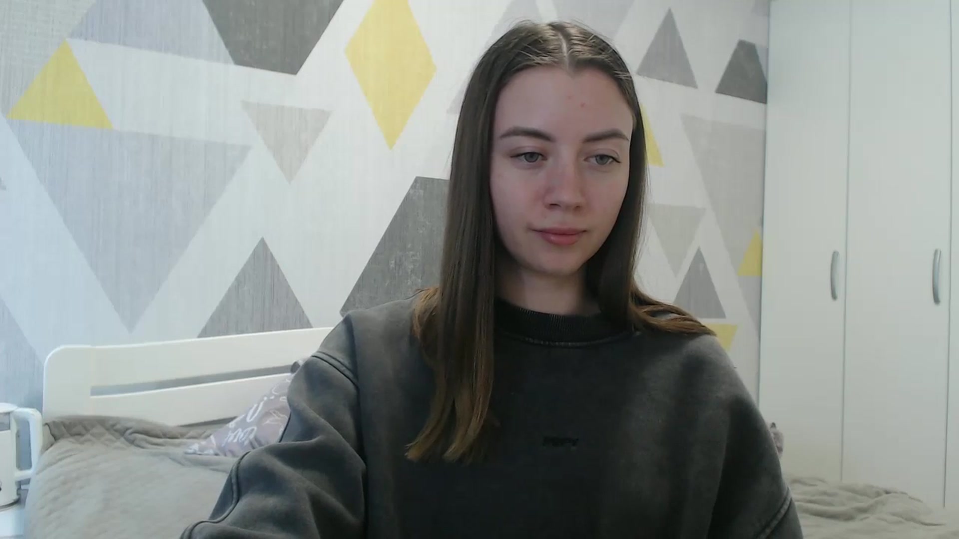 Gallery image thumbnail from Sulfate0's myfreecams stream on, 05/01/2026, 11:09 image 13 of 20