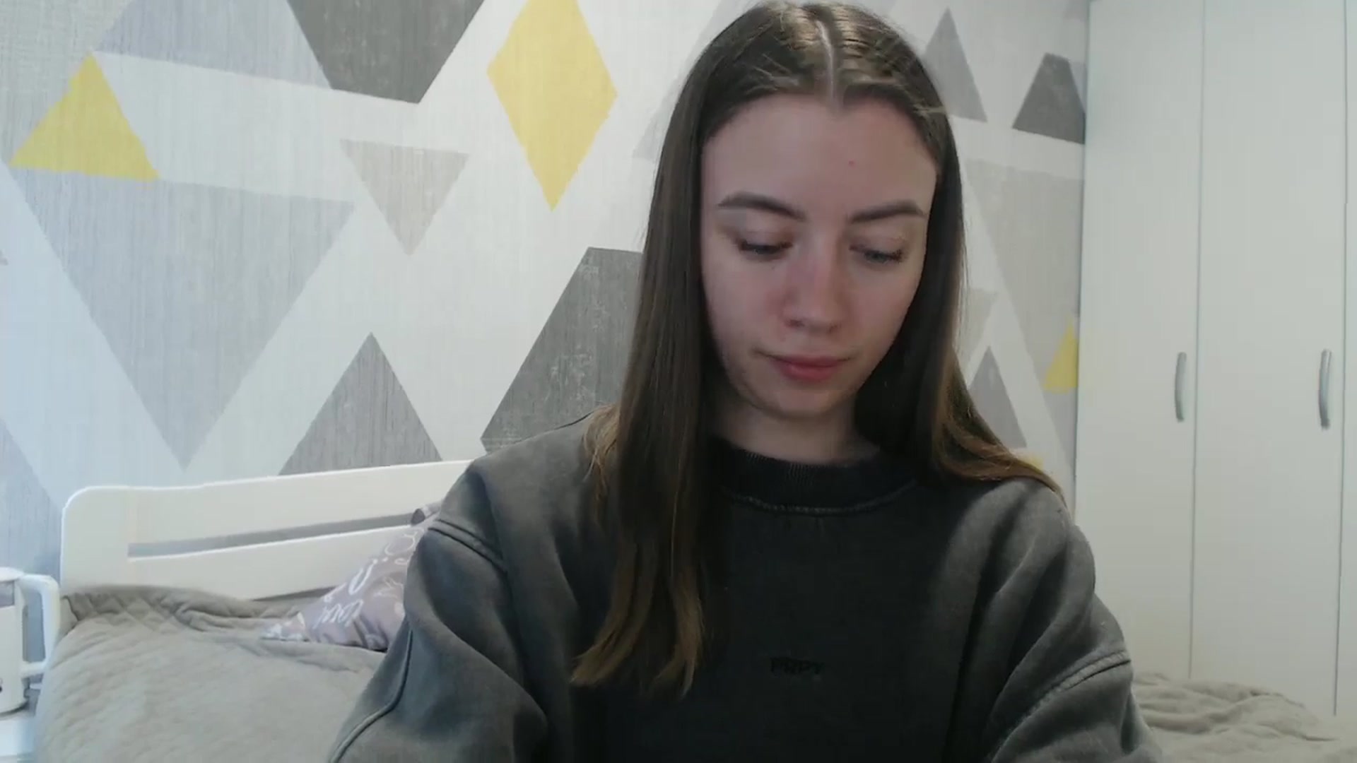 Gallery image thumbnail from Sulfate0's myfreecams stream on, 05/01/2026, 11:09 image 8 of 20