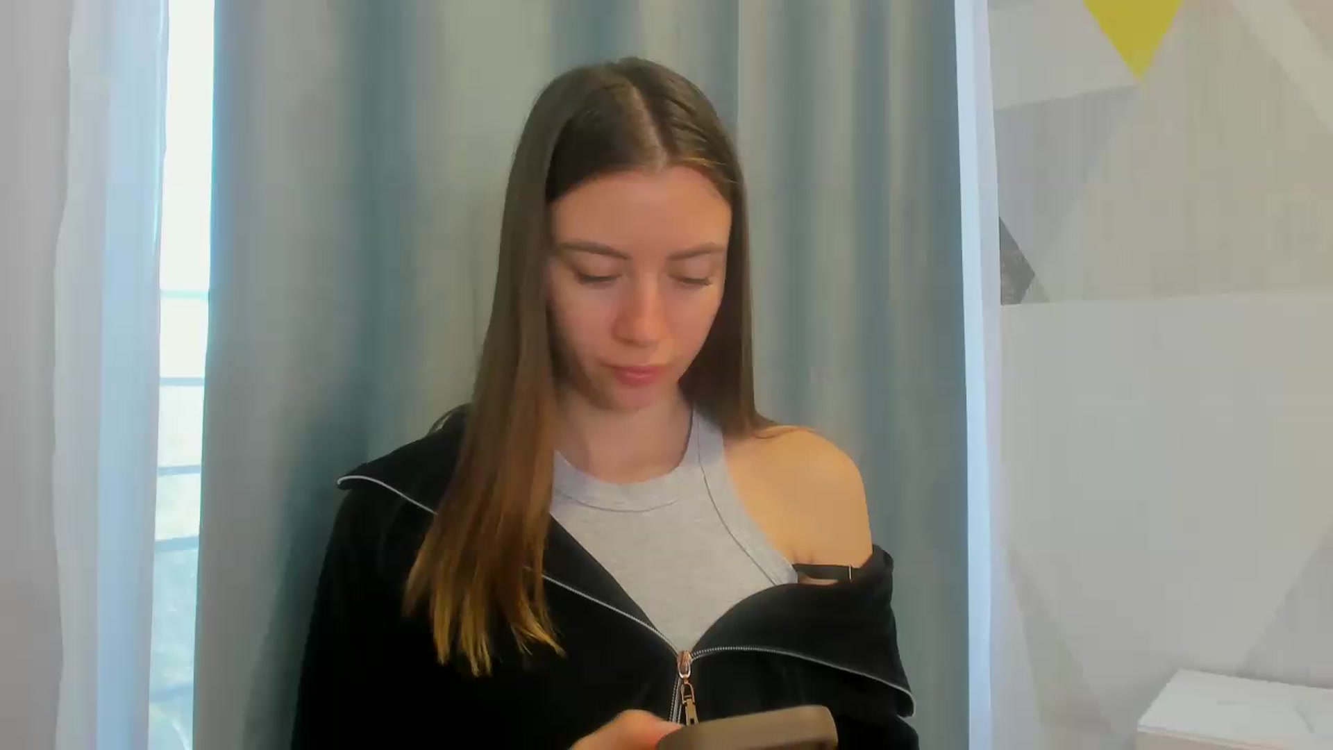 Gallery image thumbnail from Sulfate0's myfreecams stream on, 05/04/2026, 07:26 image 15 of 20
