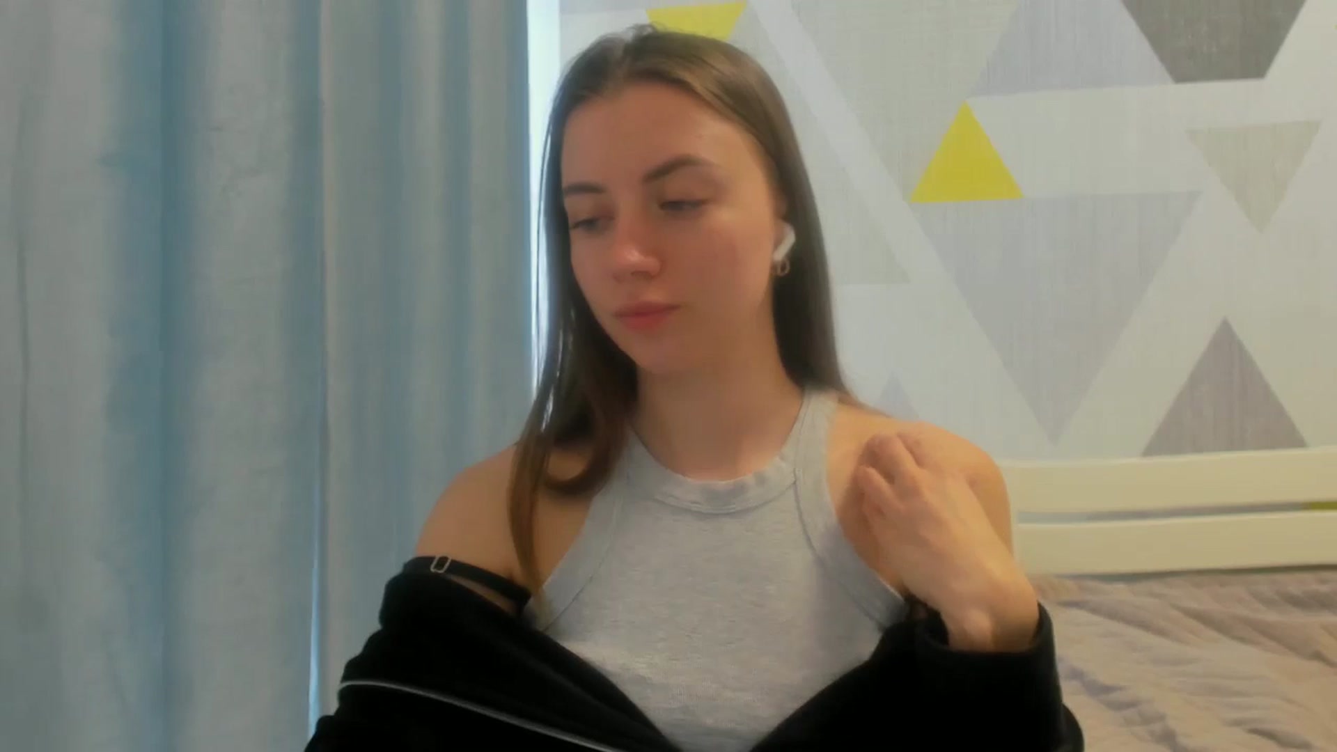 Gallery image thumbnail from Sulfate0's myfreecams stream on, 05/04/2026, 10:47 image 12 of 20