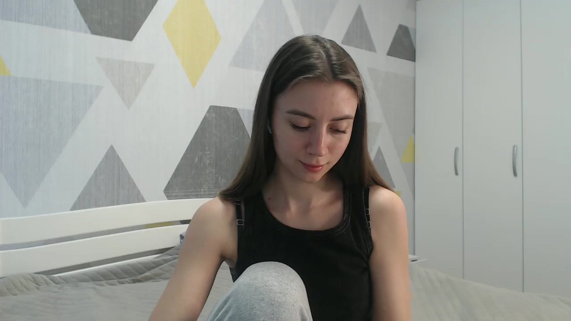 Gallery image thumbnail from Sulfate0's myfreecams stream on, 05/07/2026, 09:08 image 18 of 20