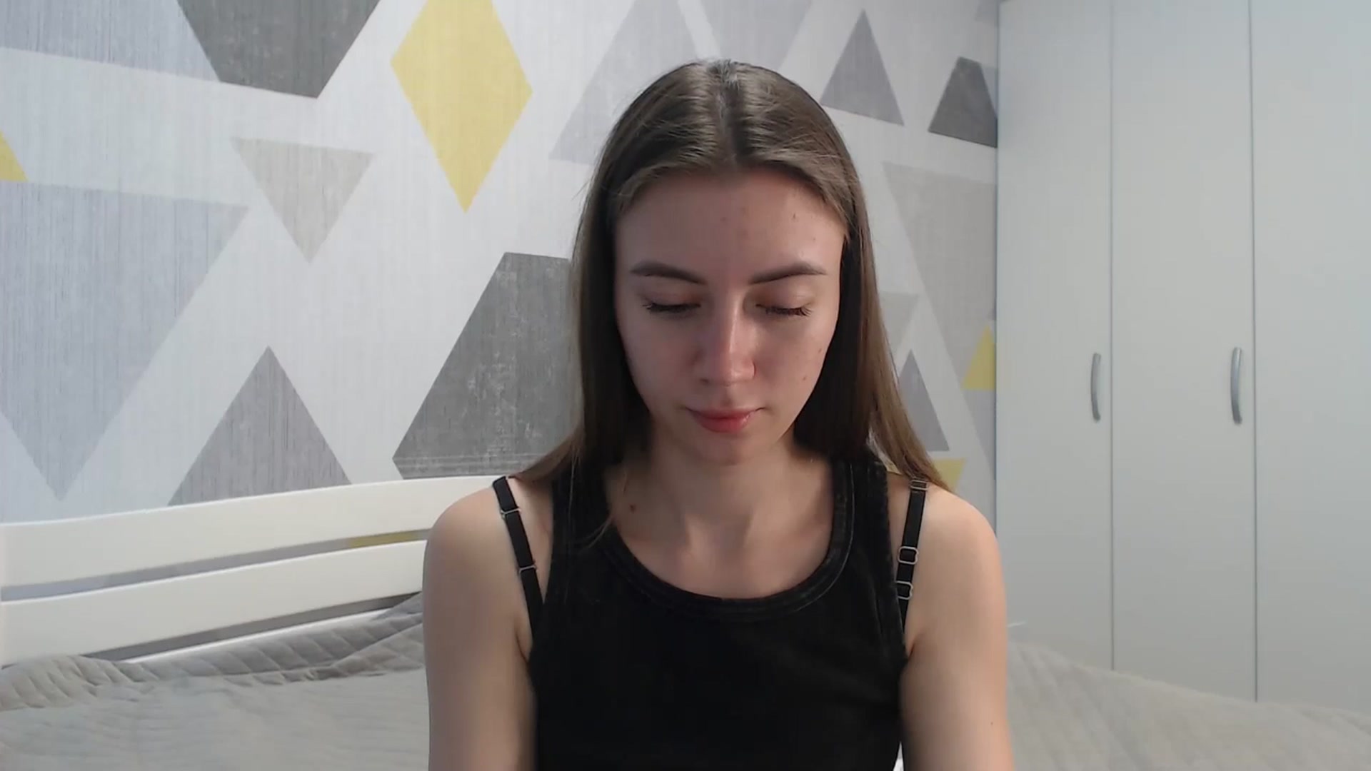 Gallery image thumbnail from Sulfate0's myfreecams stream on, 05/07/2026, 09:08 image 16 of 20