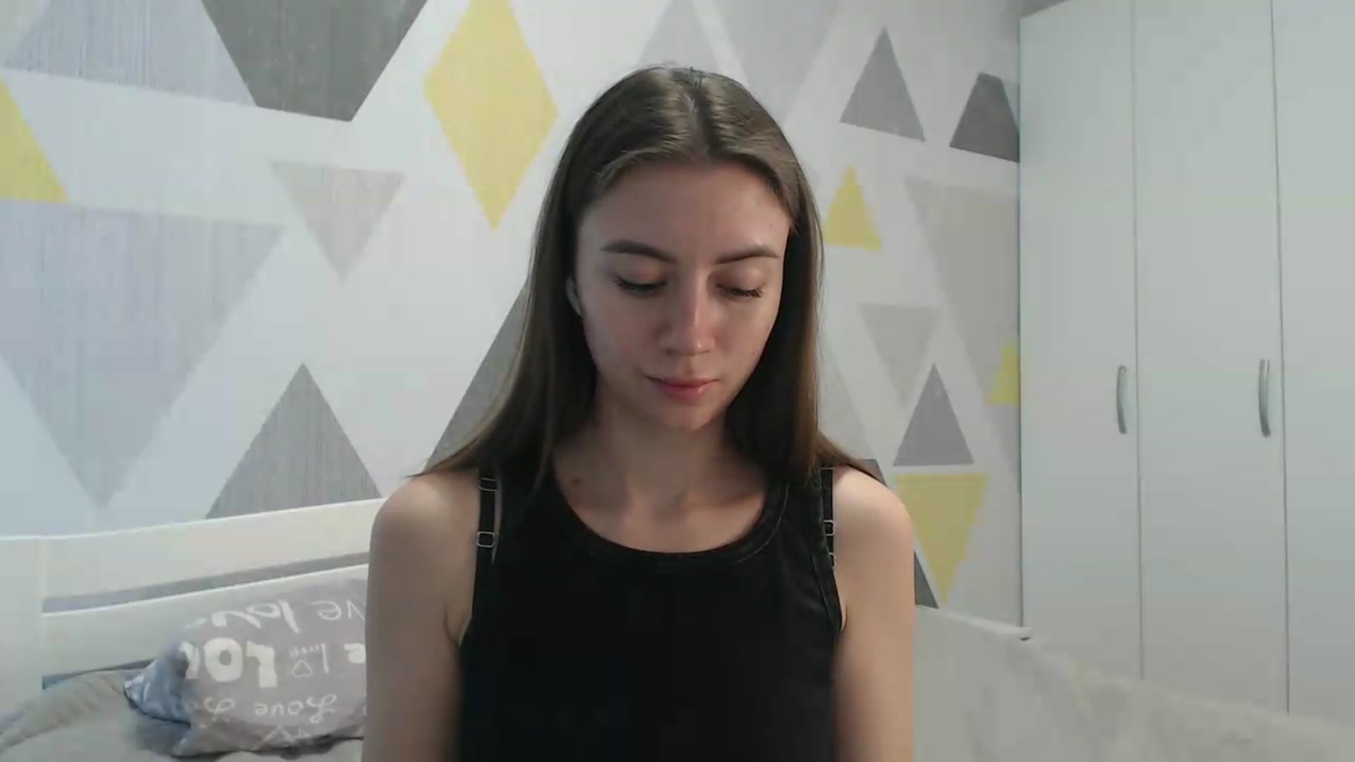 Gallery image thumbnail from Sulfate0's myfreecams stream on, 05/07/2026, 09:39 image 11 of 20