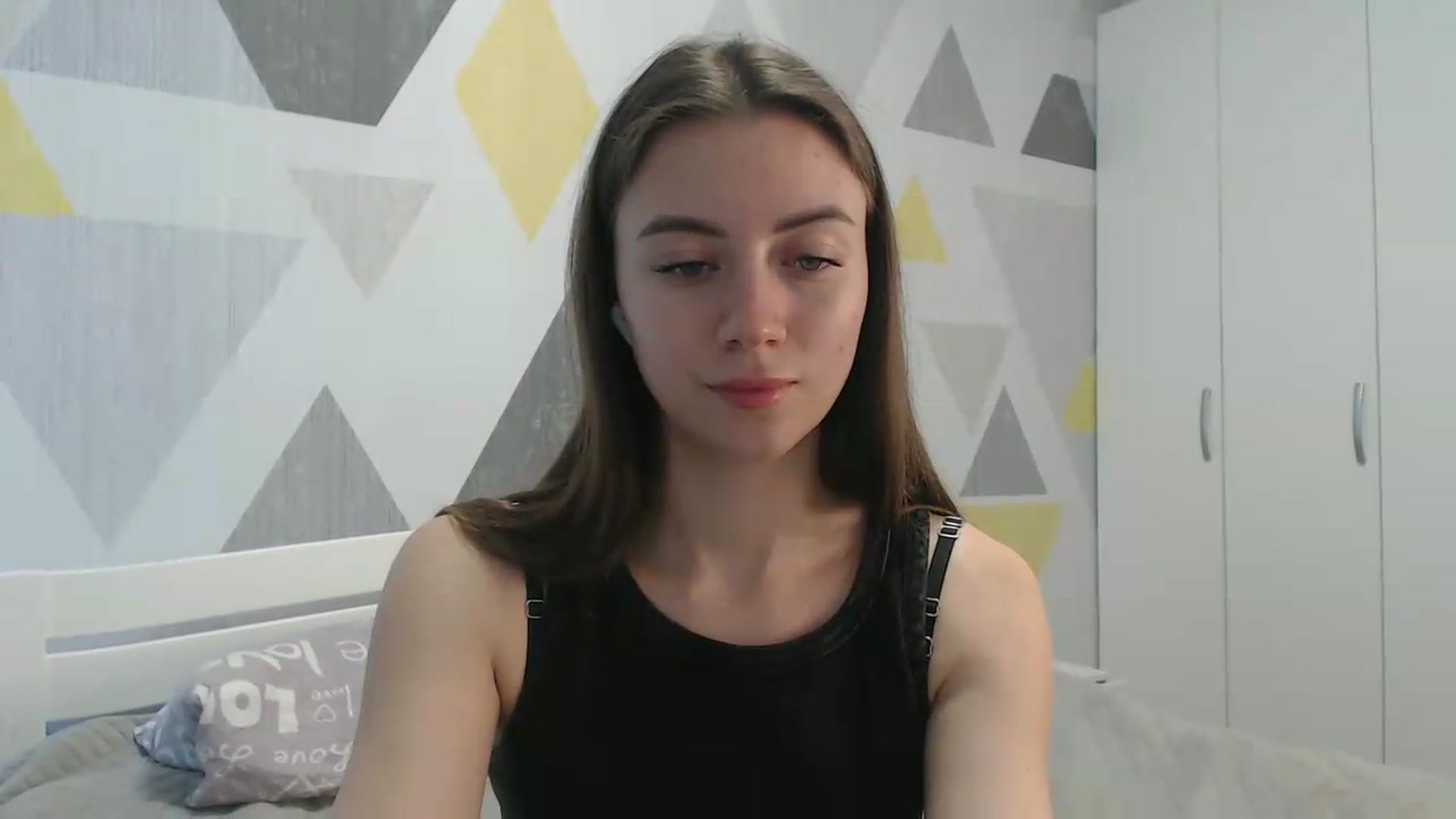 Gallery image thumbnail from Sulfate0's myfreecams stream on, 05/07/2026, 09:39 image 15 of 20