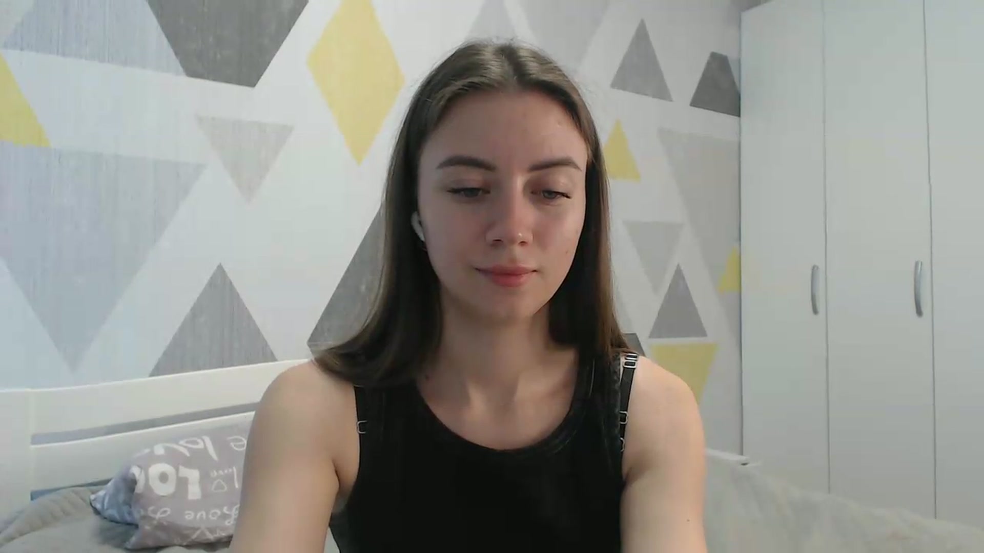 Gallery image thumbnail from Sulfate0's myfreecams stream on, 05/07/2026, 09:39 image 14 of 20