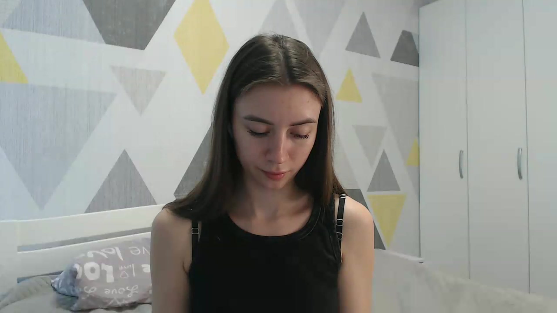 Gallery image thumbnail from Sulfate0's myfreecams stream on, 05/07/2026, 09:39 image 16 of 20