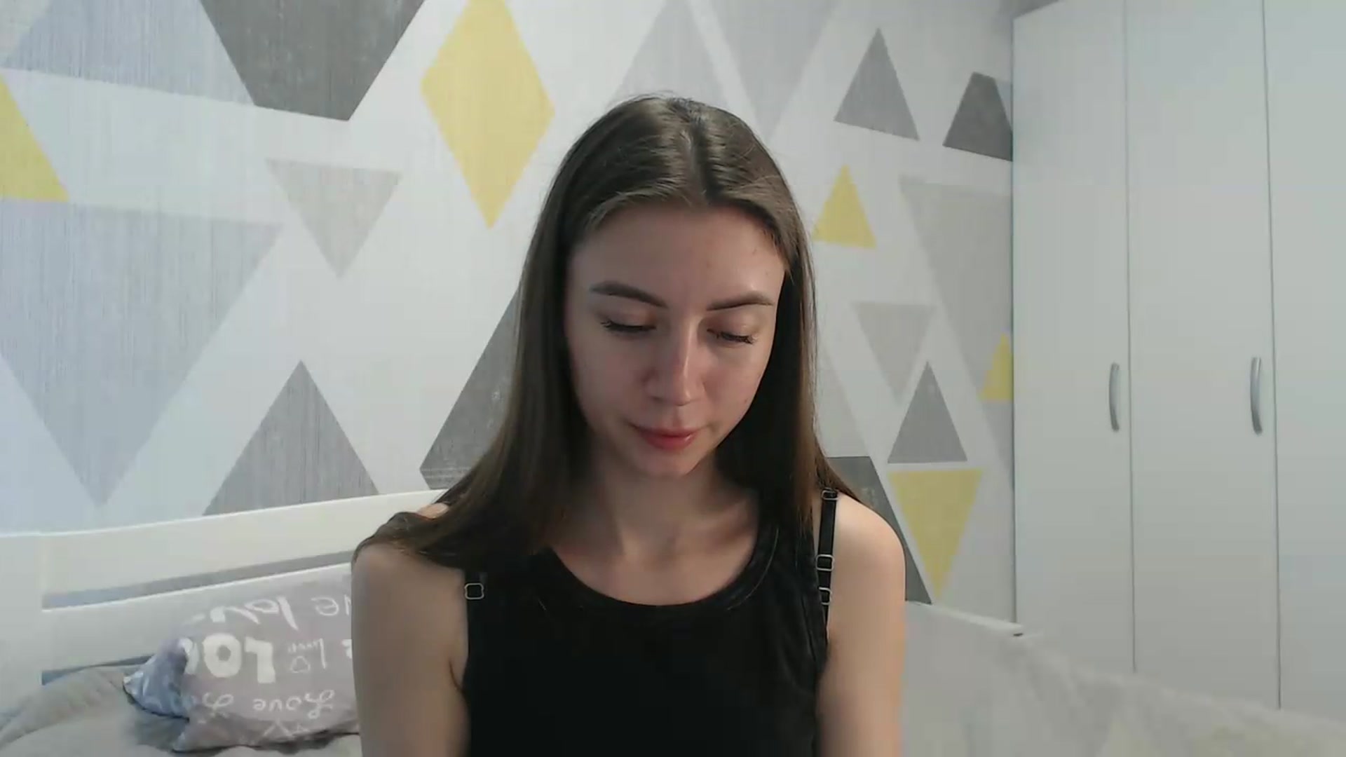 Gallery image thumbnail from Sulfate0's myfreecams stream on, 05/07/2026, 09:39 image 18 of 20