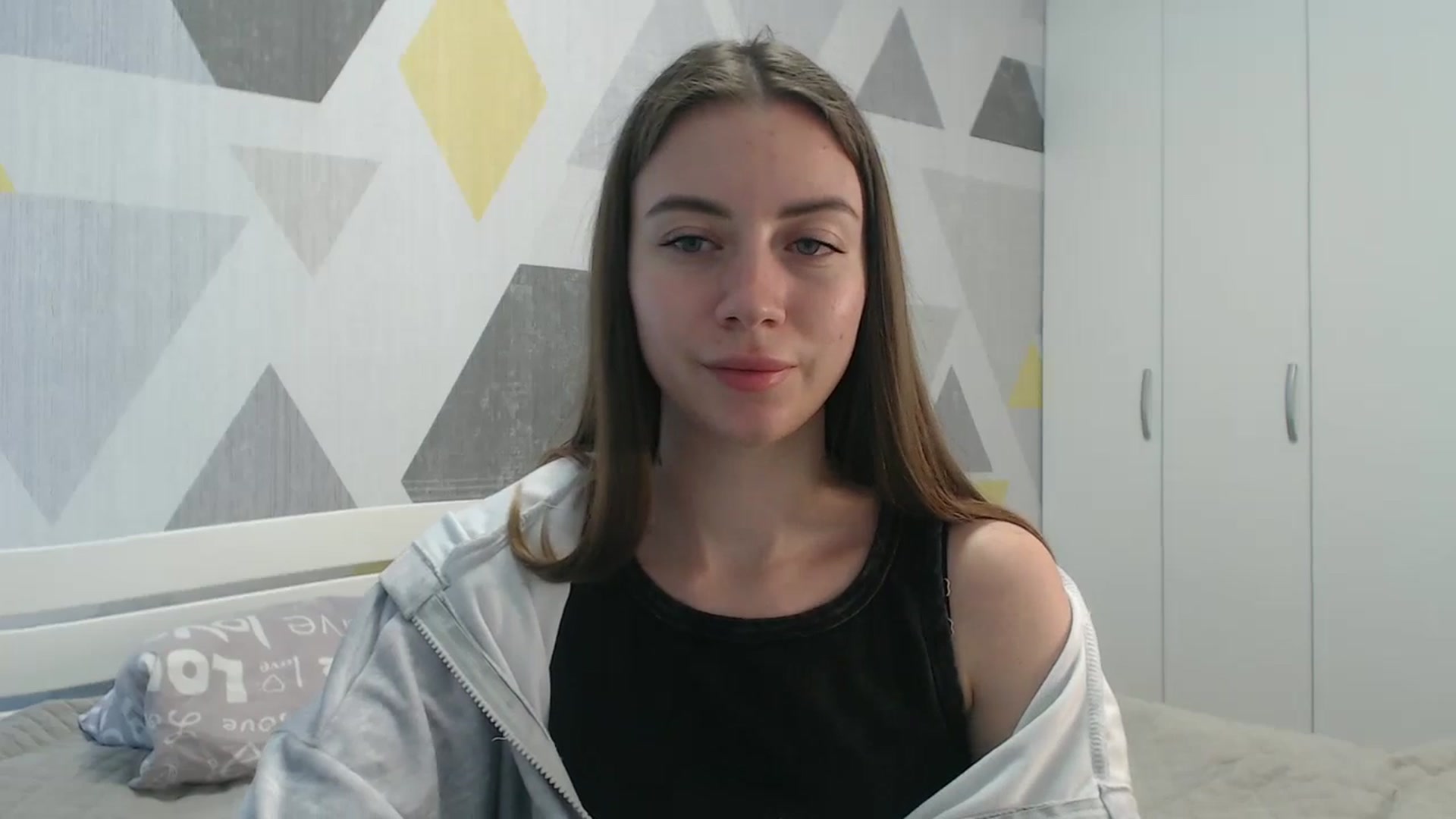 Gallery image thumbnail from Sulfate0's myfreecams stream on, 05/07/2026, 10:57 image 10 of 20