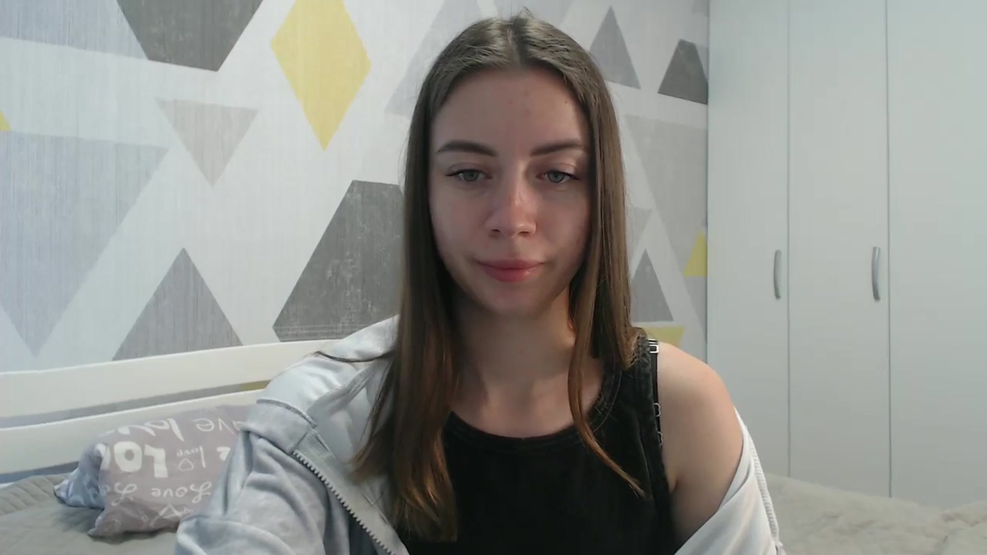 Gallery image thumbnail from Sulfate0's myfreecams stream on, 05/07/2026, 10:57 image 11 of 20