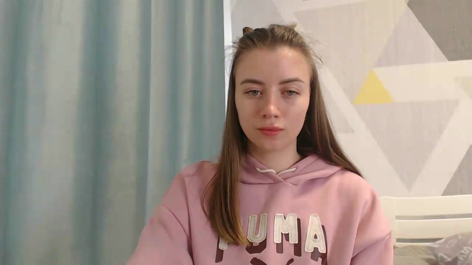 Gallery image thumbnail from Sulfate0's myfreecams stream on, 05/12/2026, 08:55 image 4 of 20