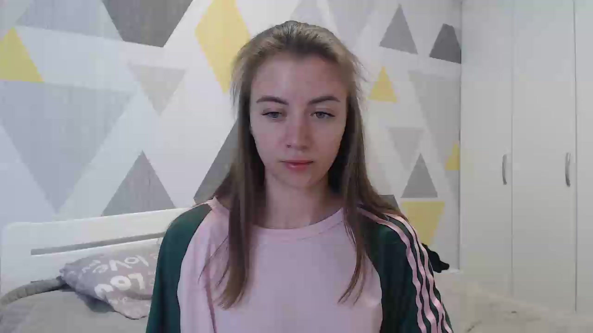 Gallery image thumbnail from Sulfate0's myfreecams stream on, 05/17/2026, 08:41 image 1 of 20