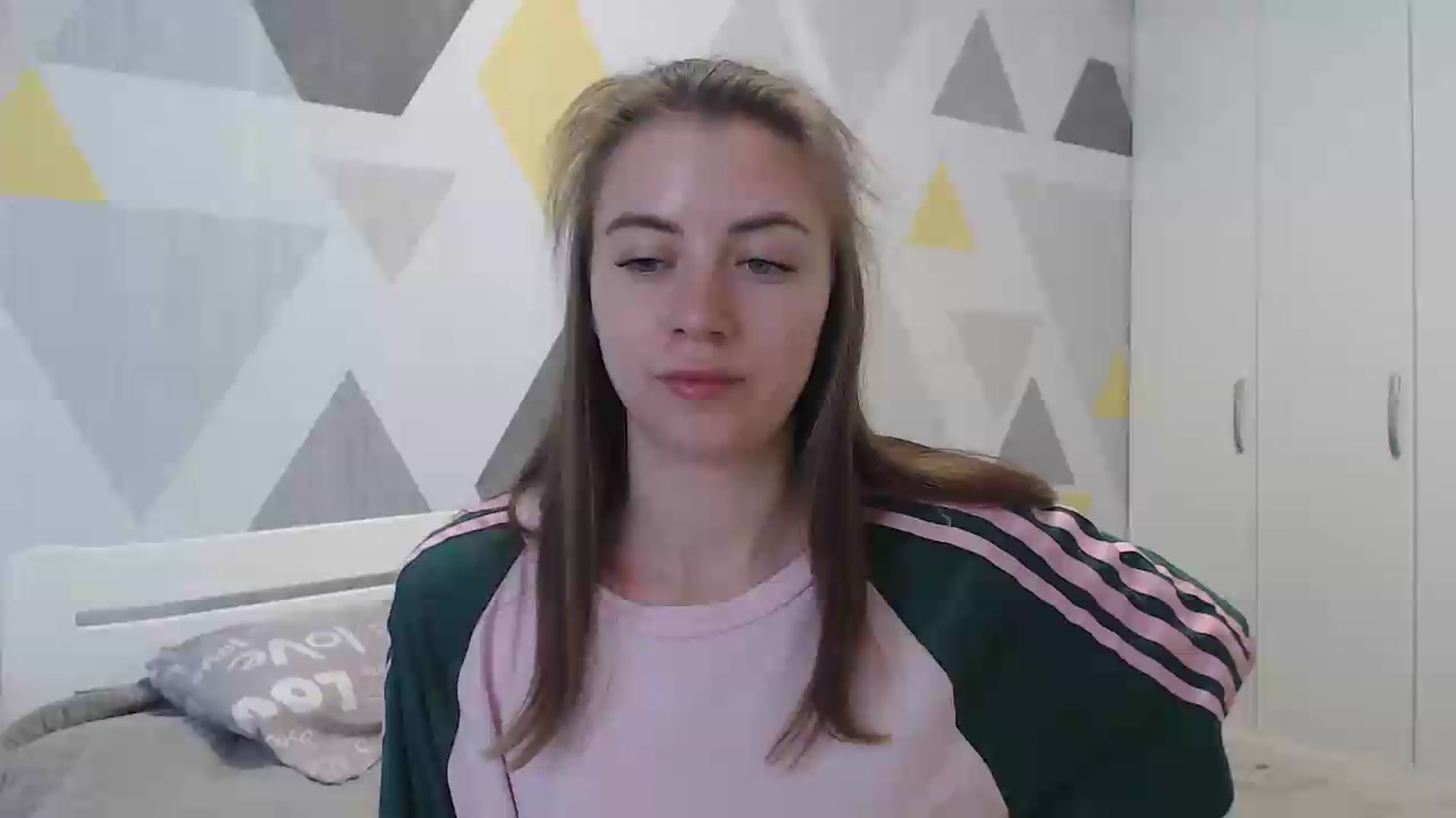 Gallery image thumbnail from Sulfate0's myfreecams stream on, 05/17/2026, 08:41 image 3 of 20
