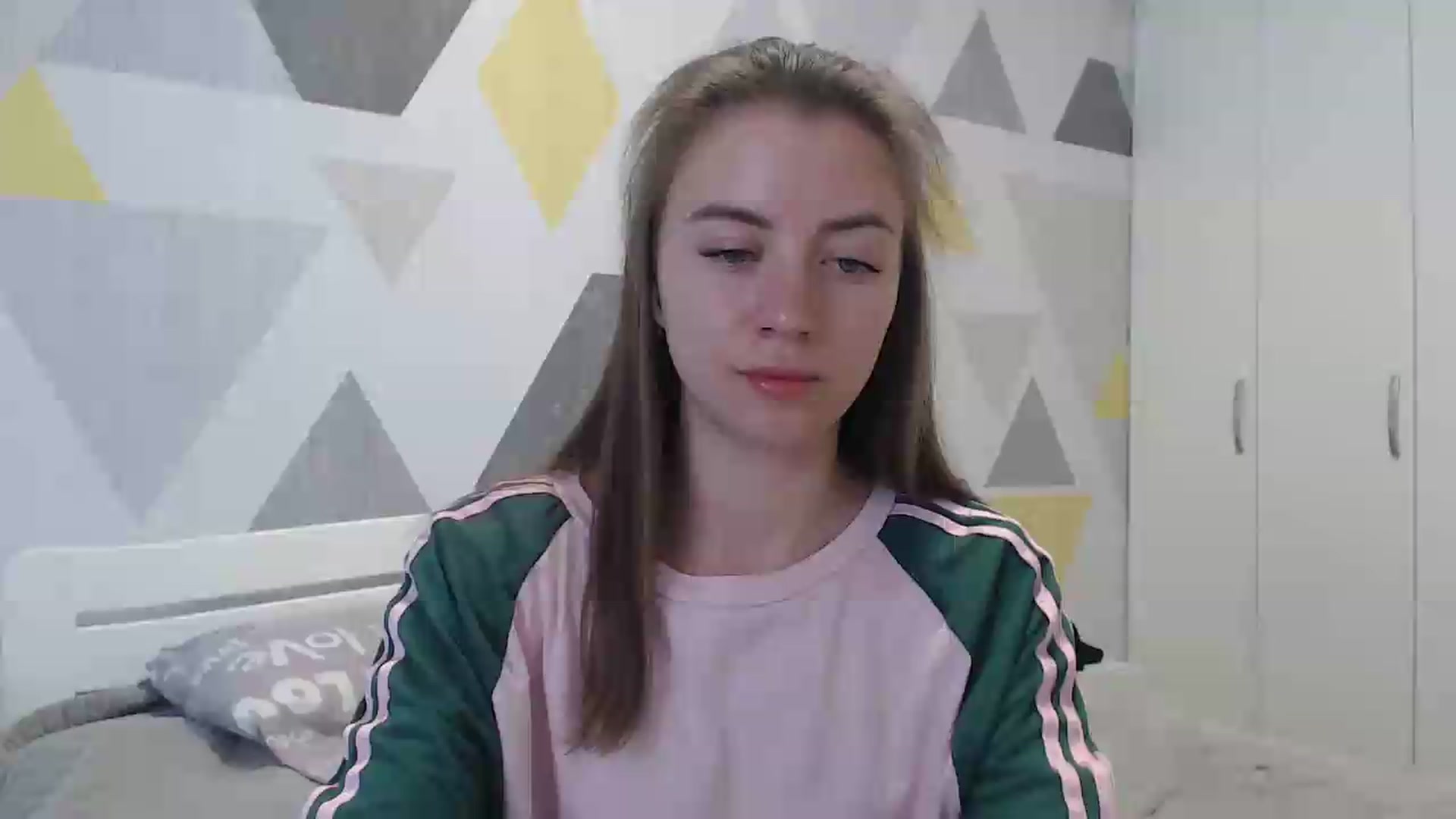 Gallery image thumbnail from Sulfate0's myfreecams stream on, 05/17/2026, 08:41 image 8 of 20