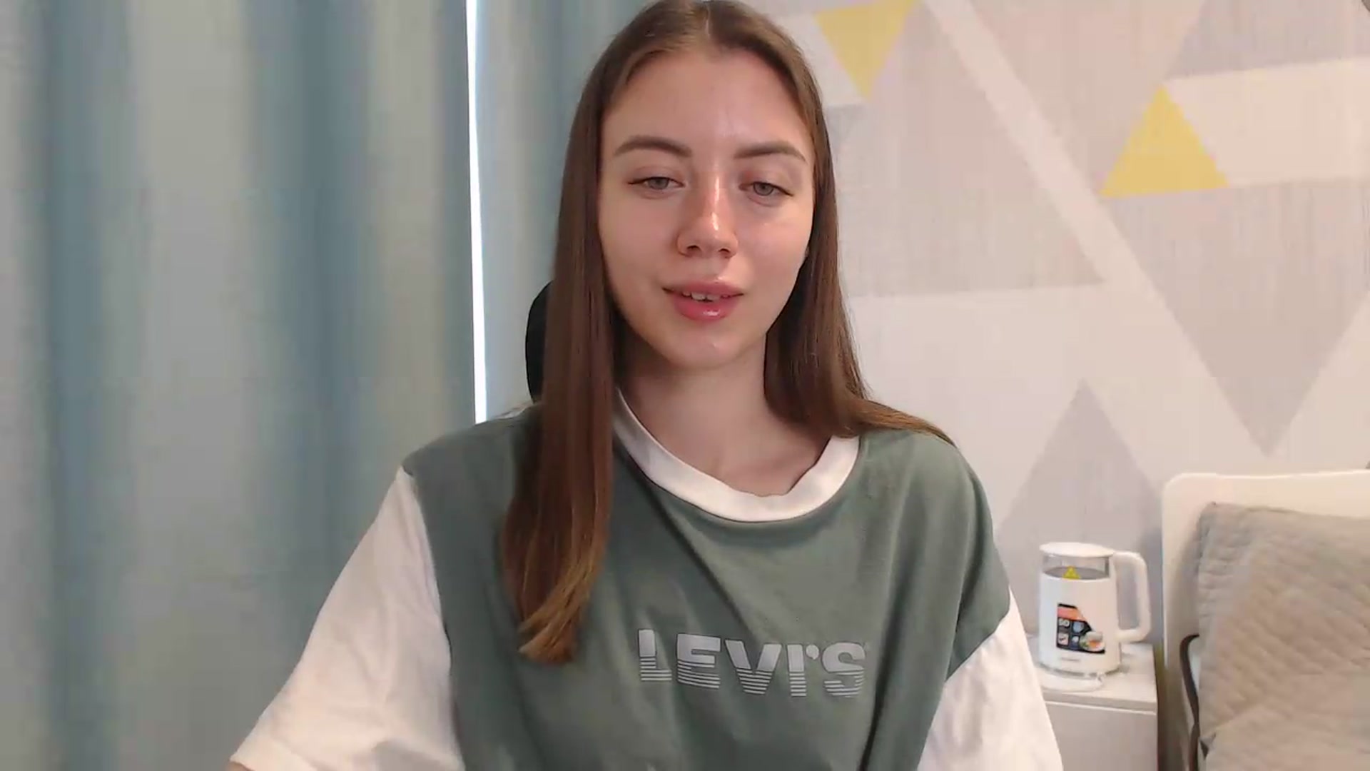 Gallery image thumbnail from Sulfate0's myfreecams stream on, 05/18/2026, 07:23 image 8 of 20