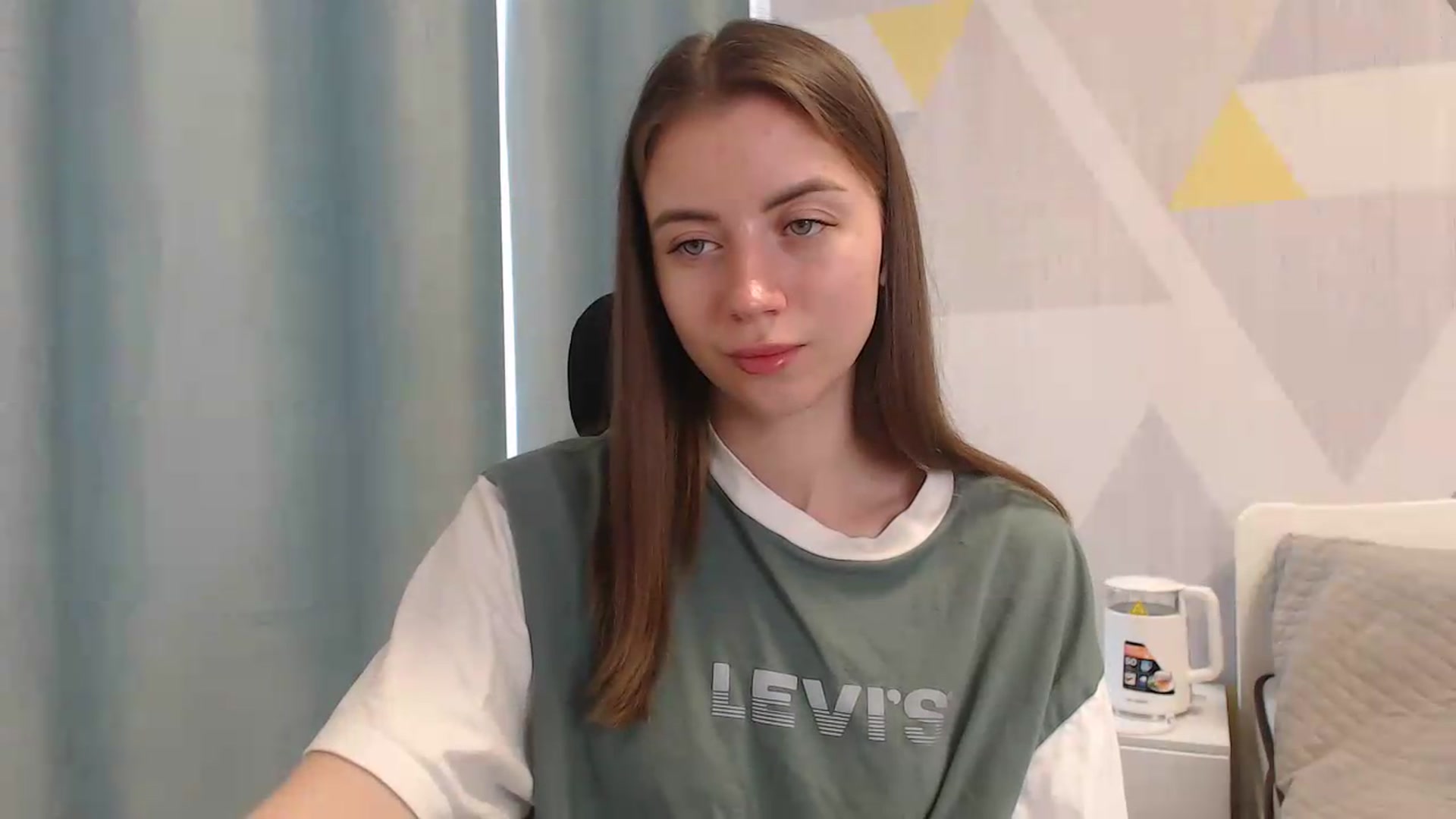 Gallery image thumbnail from Sulfate0's myfreecams stream on, 05/18/2026, 07:23 image 9 of 20