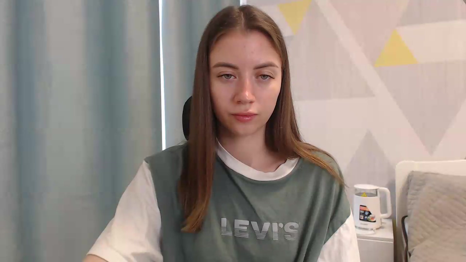 Gallery image thumbnail from Sulfate0's myfreecams stream on, 05/18/2026, 07:23 image 10 of 20