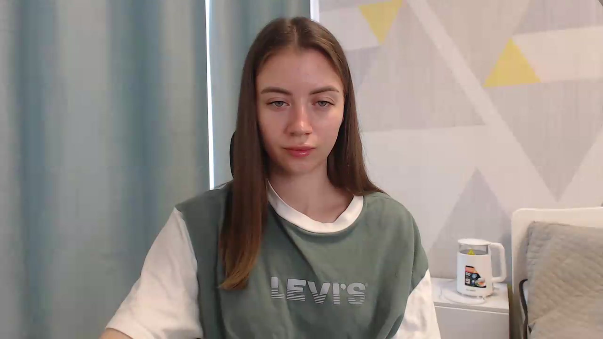 Gallery image thumbnail from Sulfate0's myfreecams stream on, 05/18/2026, 07:23 image 6 of 20