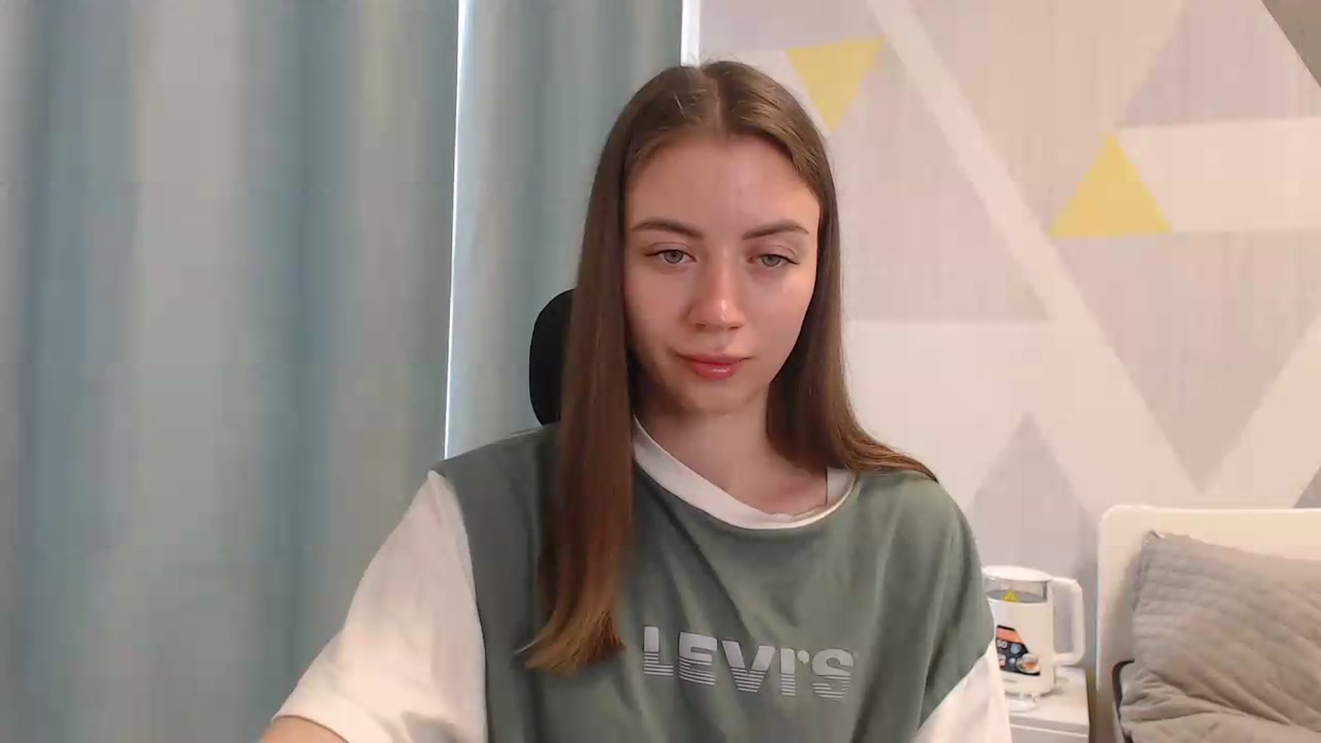 Gallery image thumbnail from Sulfate0's myfreecams stream on, 05/18/2026, 08:37 image 7 of 20