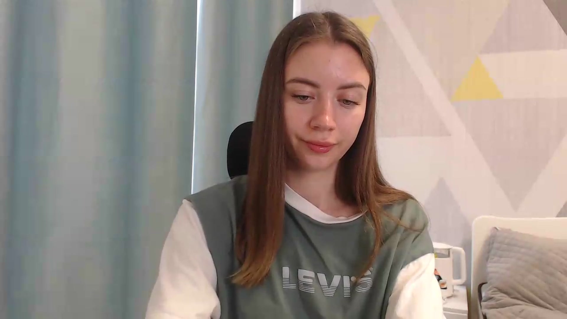 Gallery image thumbnail from Sulfate0's myfreecams stream on, 05/18/2026, 08:37 image 20 of 20