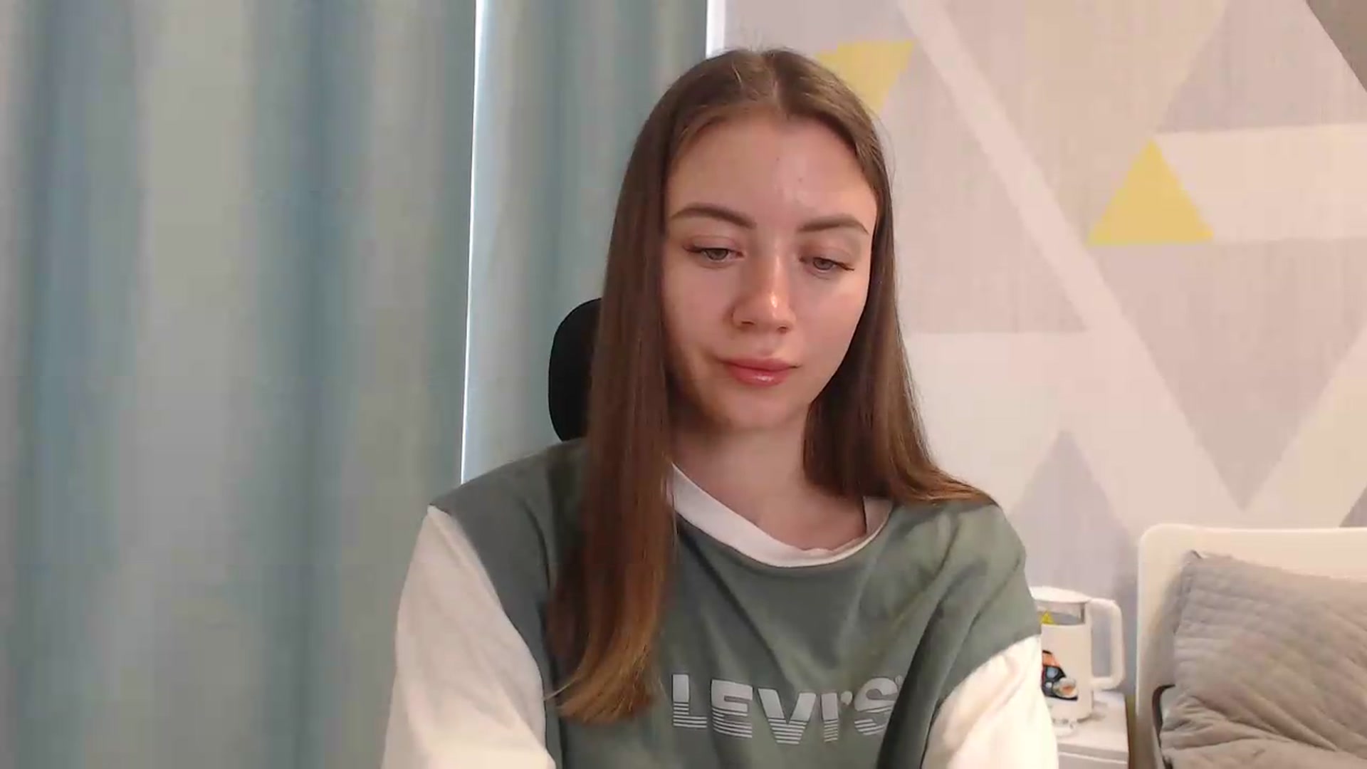 Gallery image thumbnail from Sulfate0's myfreecams stream on, 05/18/2026, 08:37 image 8 of 20