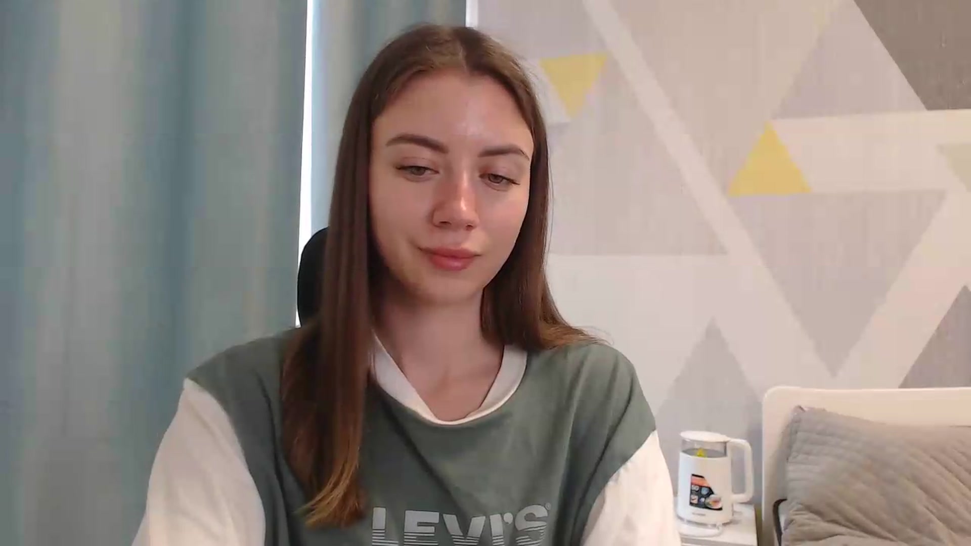 Gallery image thumbnail from Sulfate0's myfreecams stream on, 05/18/2026, 10:16 image 19 of 20