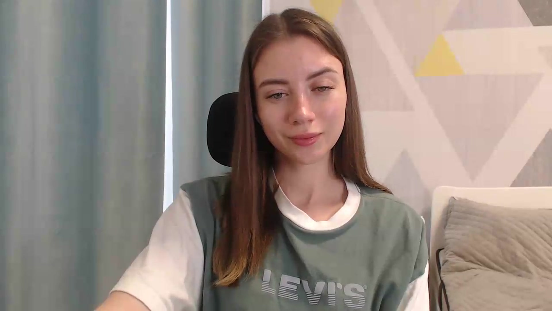 Gallery image thumbnail from Sulfate0's myfreecams stream on, 05/18/2026, 10:16 image 11 of 20