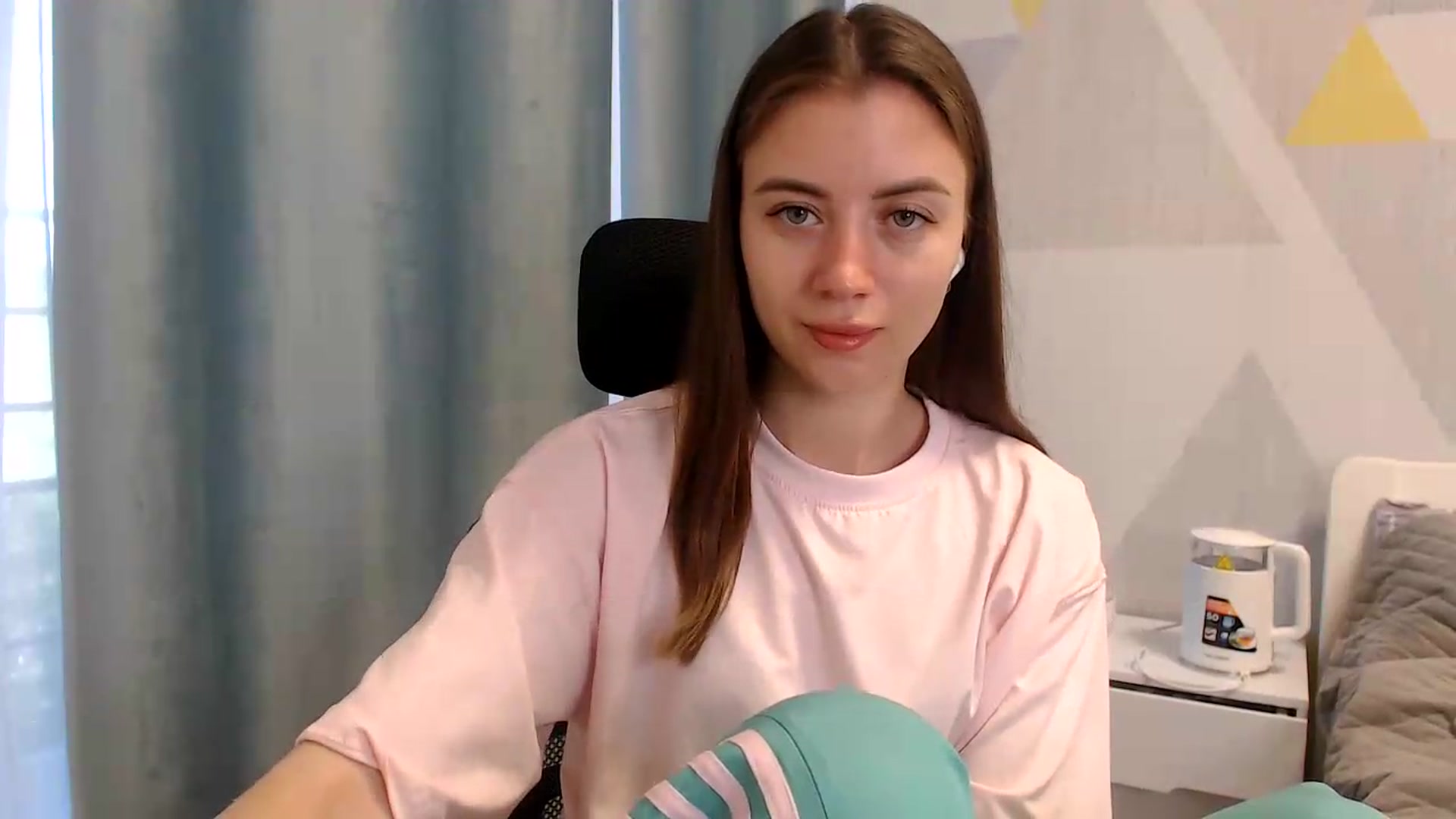 Gallery image thumbnail from Sulfate0's myfreecams stream on, 05/22/2026, 07:26 image 3 of 20